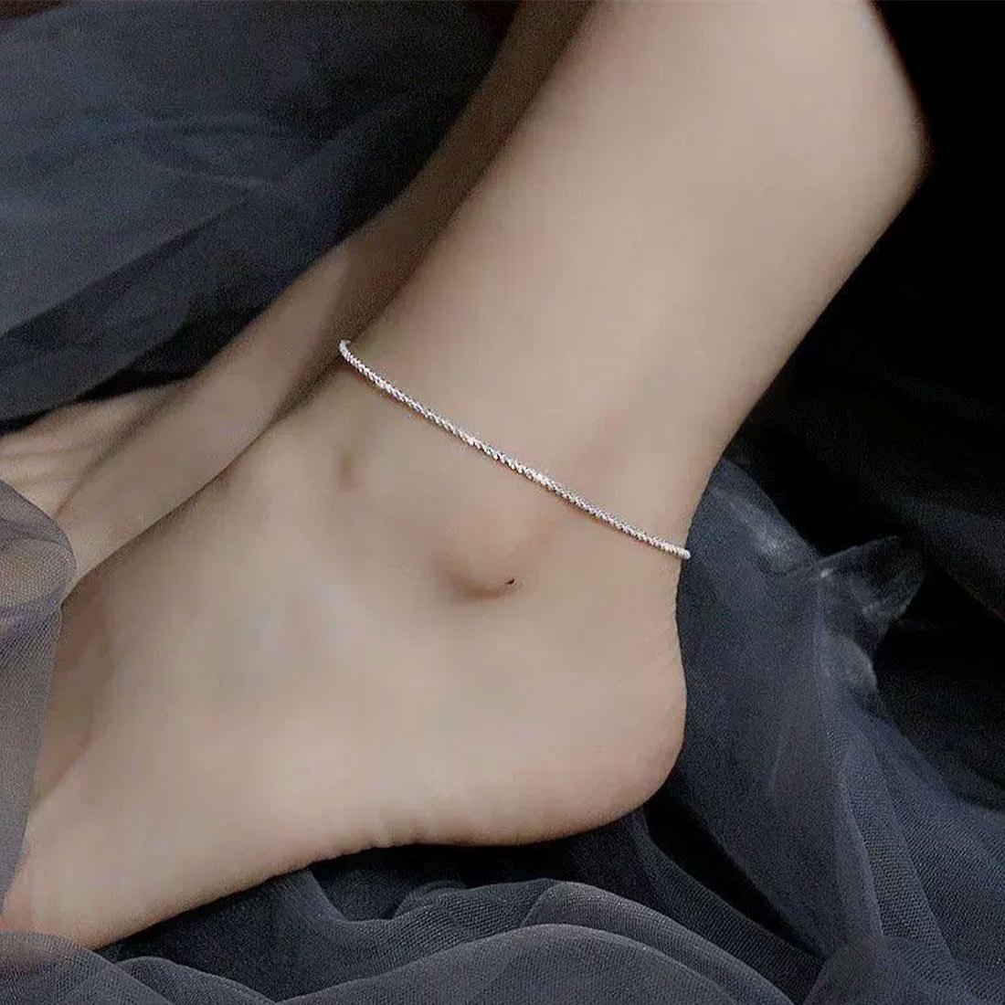 【SALE/48% OFF】Forcement Anklet that adds a touch of glamour to your feet. Metal accessory, sparkling. Maison de La Tille accessories, watches, anklet, silver.