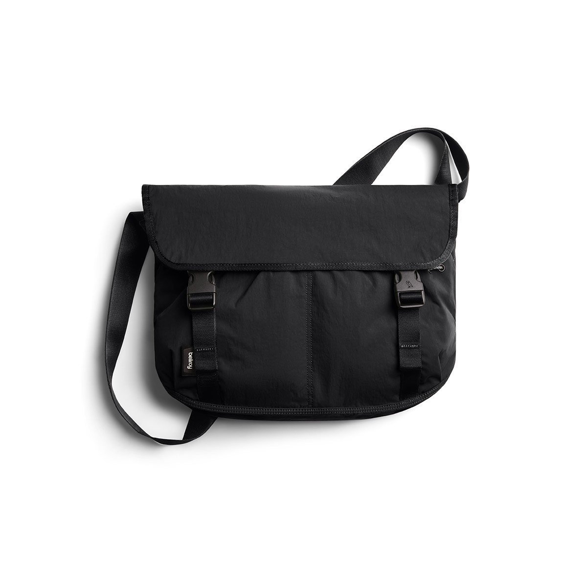 Bellroy Bellroy メッセンジャーバッグ Cinch Messenger Bag Black アントレスクエア バッグ メッセンジャーバッグ ブラック【送料無料】