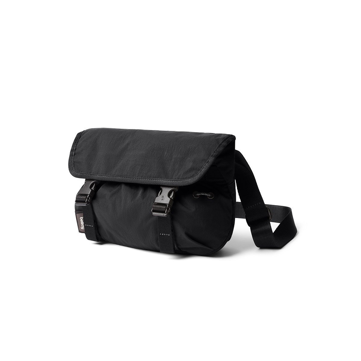 Bellroy Bellroy メッセンジャーバッグ Cinch Mini Messenger Black アントレスクエア バッグ メッセンジャーバッグ ブラック【送料無料】