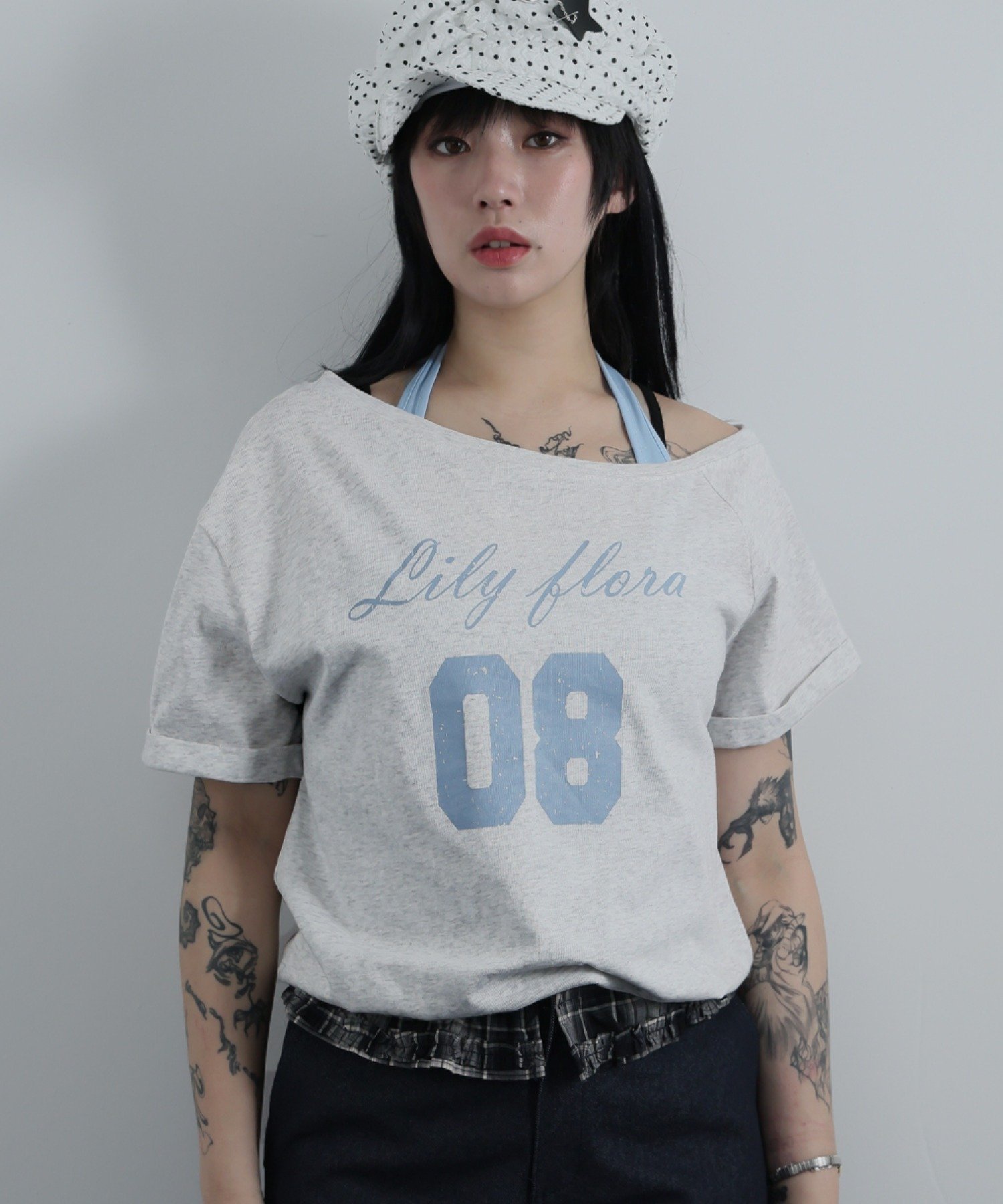 Doula Doula ホルターネック付きロゴデザインTシャツ ドゥーラ ドゥーラ トップス カットソー・Tシャツ グレー ネイビー ホワイト