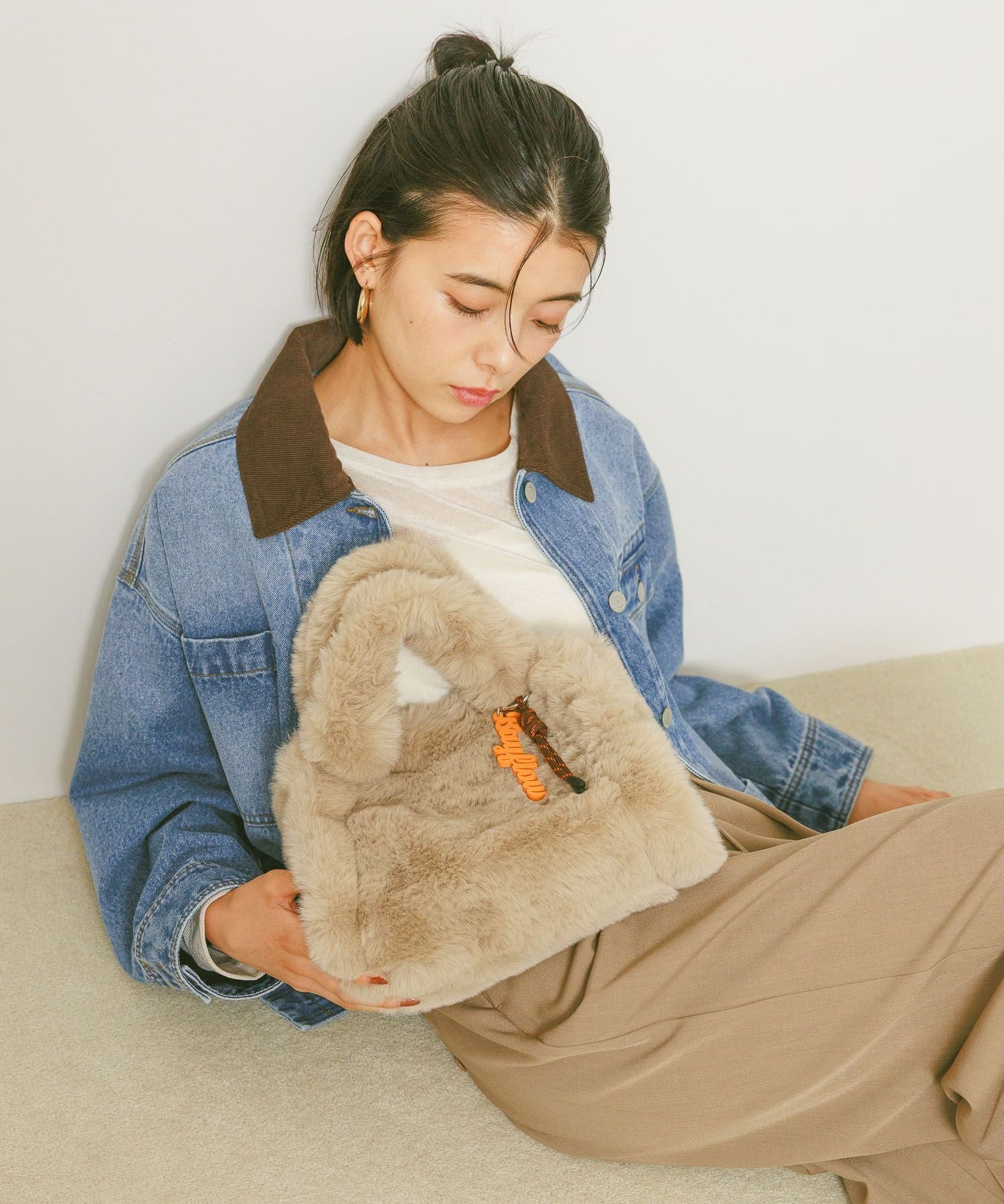 BAYFLOW [500mlのペットボトルも入る]ロゴチャーム付きファートート ベイフロー バッグ トートバッグ ブルー グレー ベージュ【送料無料】のサムネイル