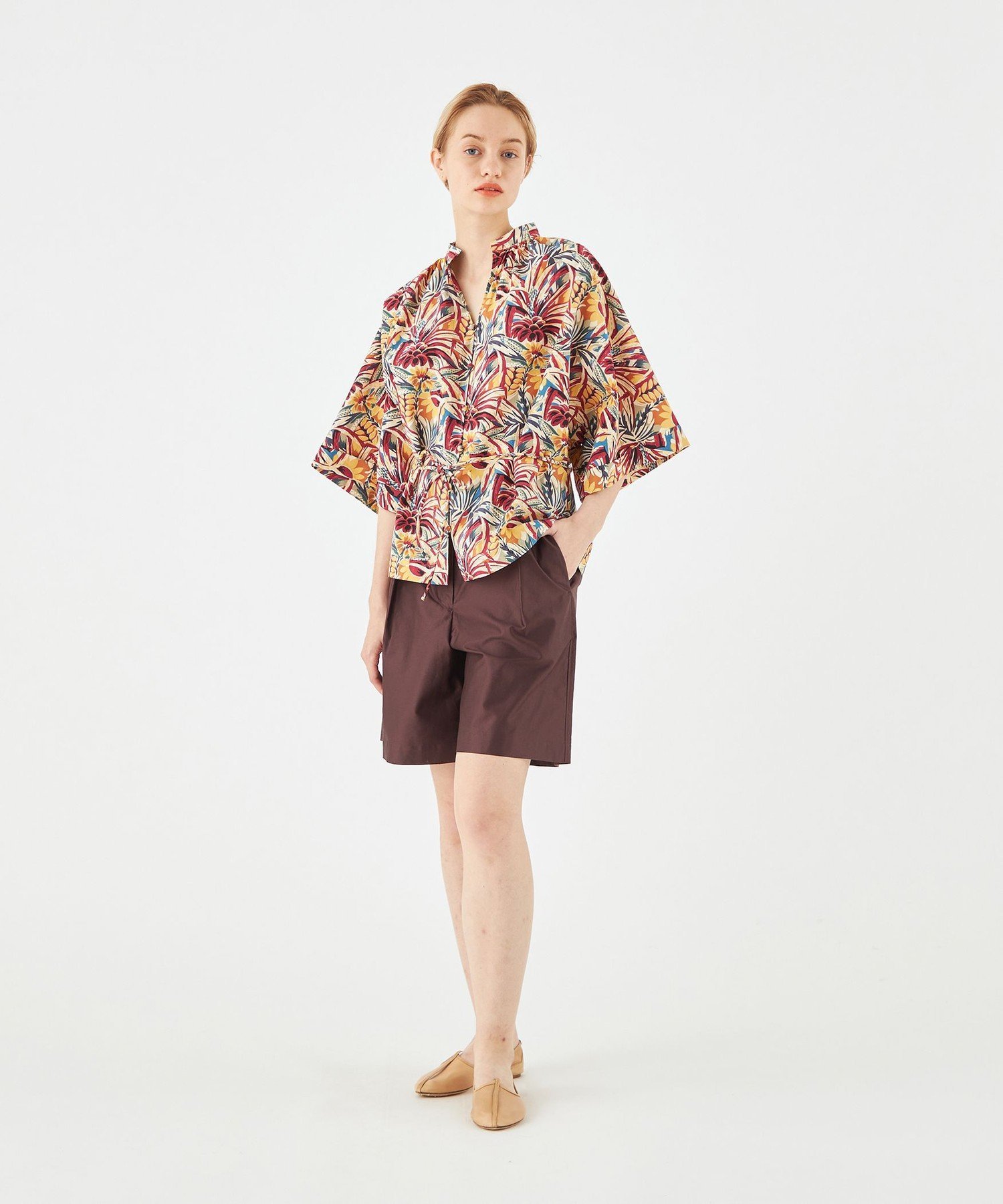 【SALE／40%OFF】SOULEIADO ジャングルプリント ドルマンスリーブブラウス トゥモローランド トップス シャツ・ブラウス レッド カーキグリーン【送料無料】