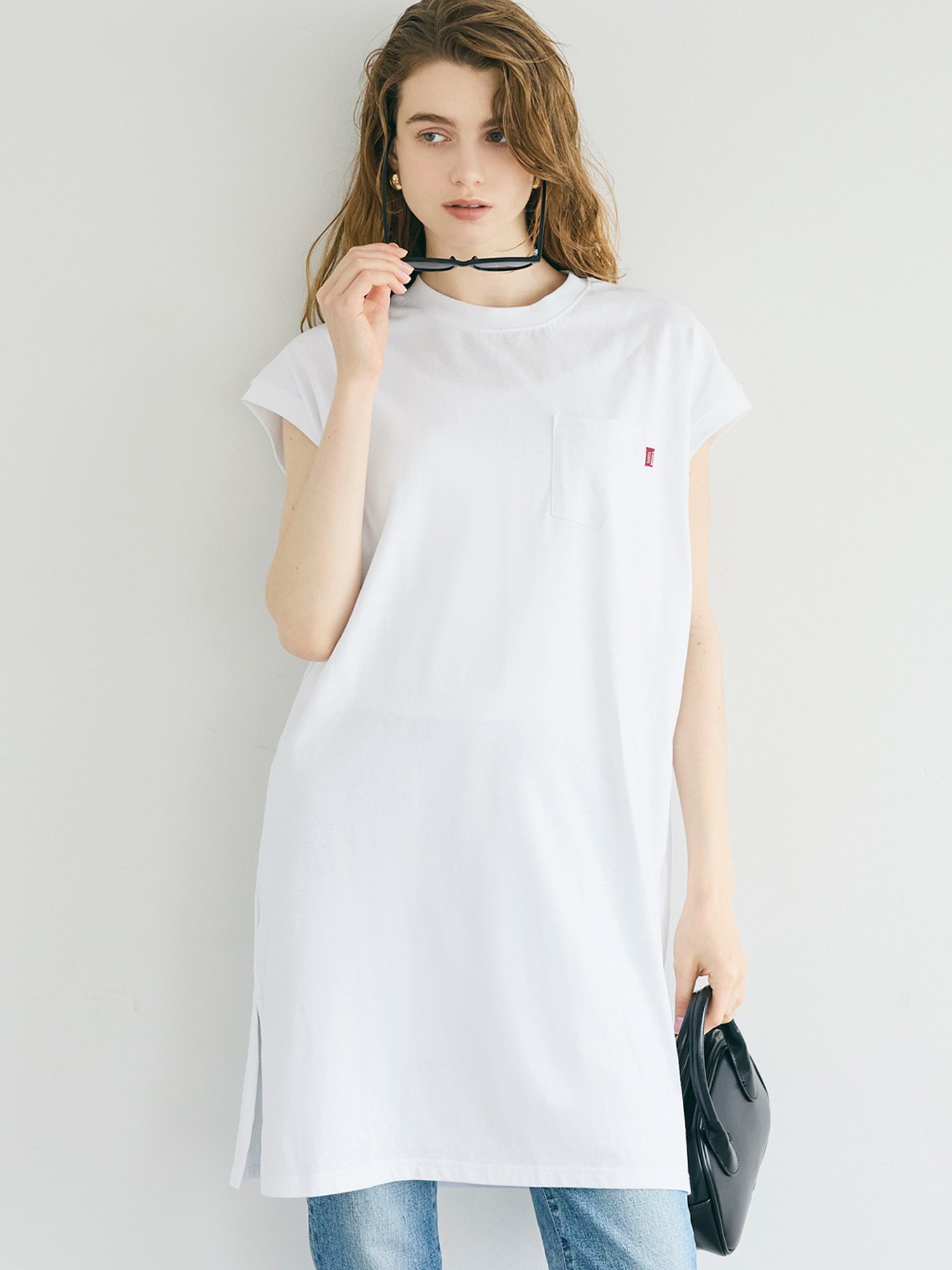 【SALE／41%OFF】coca ピスネームチュニック丈Tシャツ コカ トップス カットソー・Tシャツ ホワイト ブラック