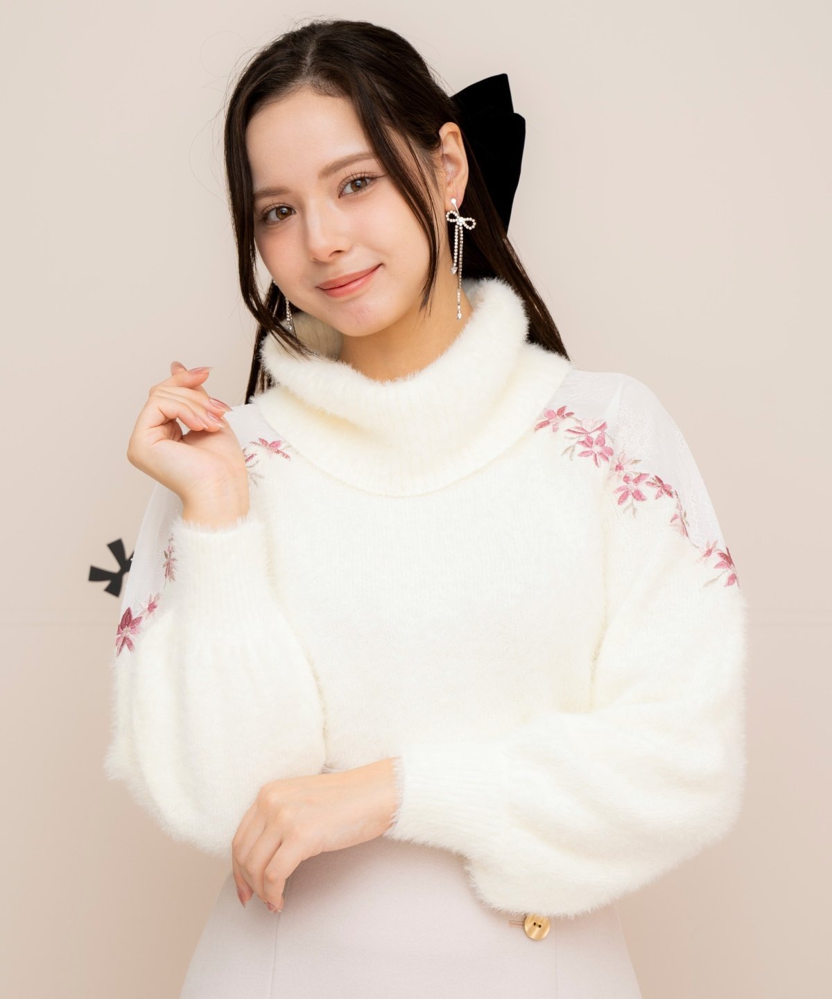 【SALE／50%OFF】WILLSELECTION 刺繍シャギーニットプルオーバー ウィルセレクション トップス ニット ホワイト ベージュ ピンク ブラック【送料無料】のサムネイル