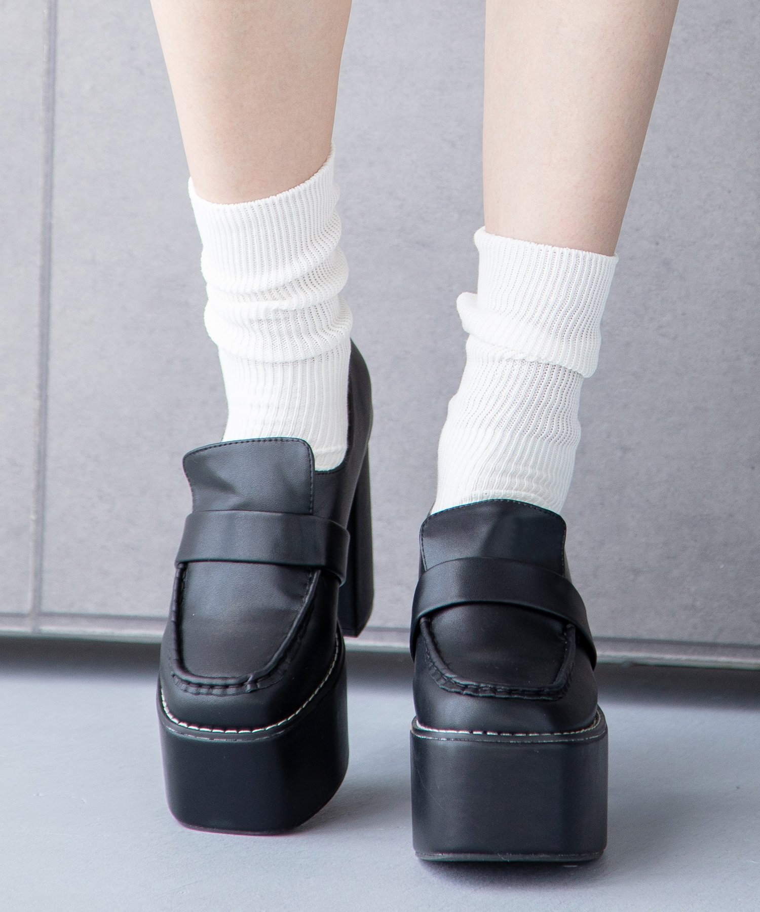 【SALE／10%OFF】attagirl 厚底プラットフォームビジューベルトブーティー アタガール シューズ・靴 レースアップ・ドレスシューズ ブラック【送料無料】