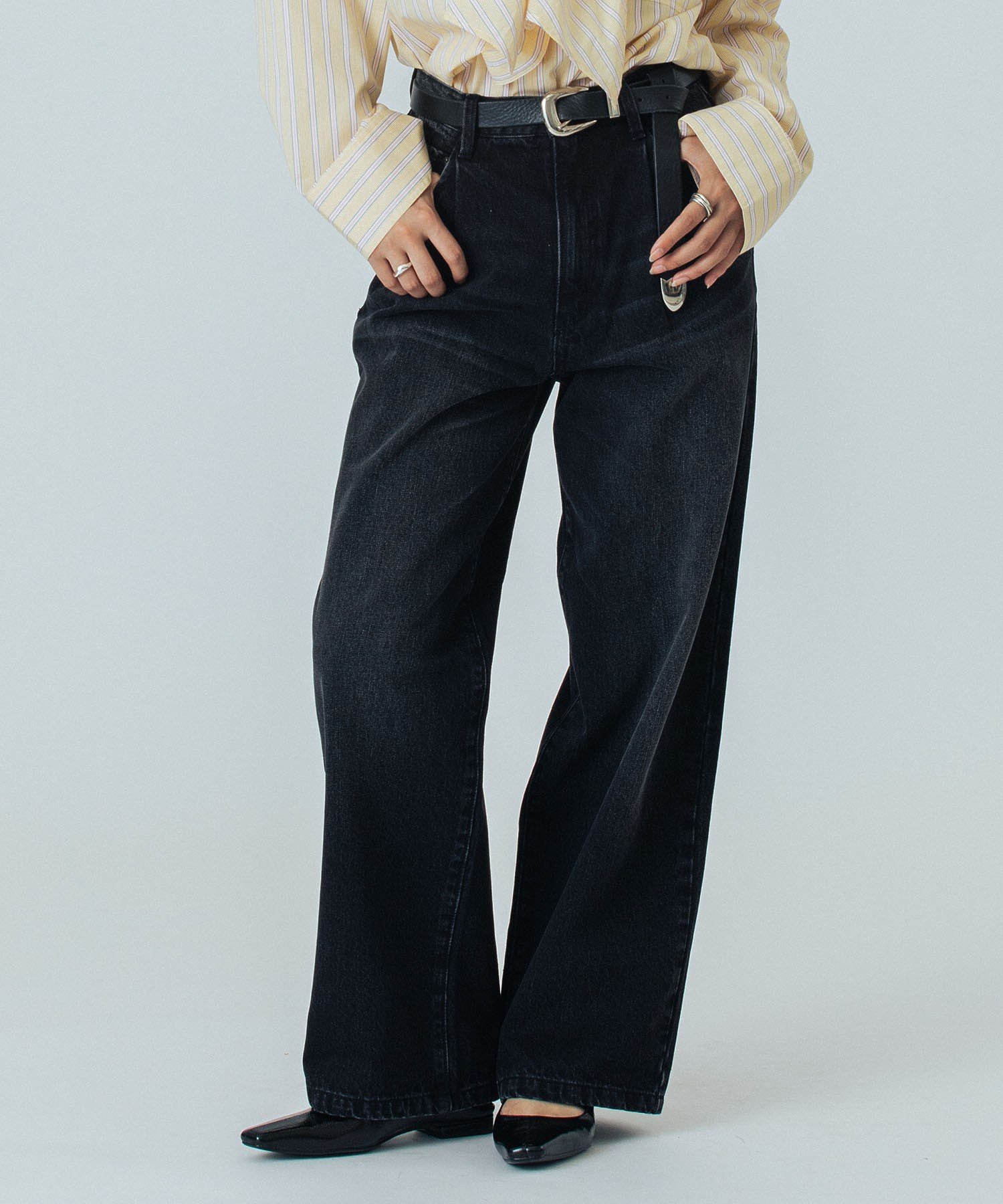 【新品未使用】rose bud カーブデニムパンツ カーブデニムパンツ（デニムパンツ）｜PICHI（ピイチ）の