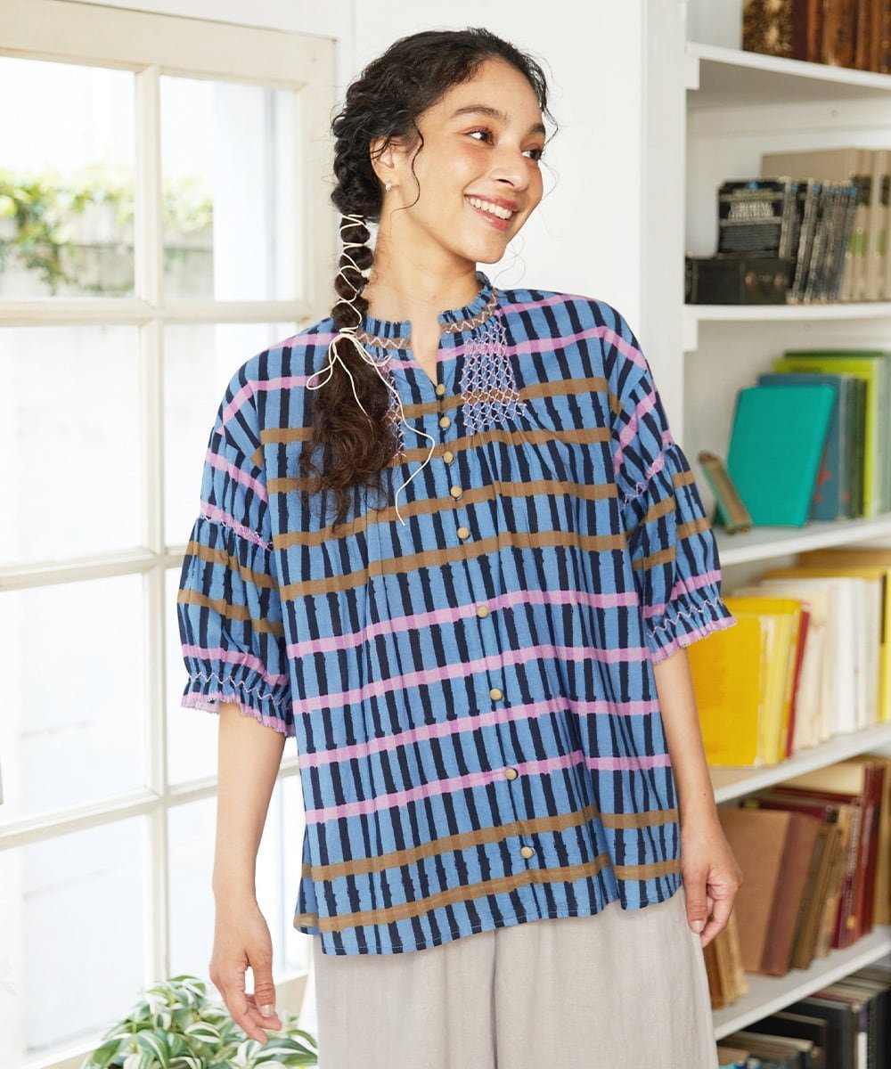 Jocomomola Enganar スモッキング刺繍チェック柄ブラウス ホコモモラ トップス シャツ・ブラウス ネイビー グリーン