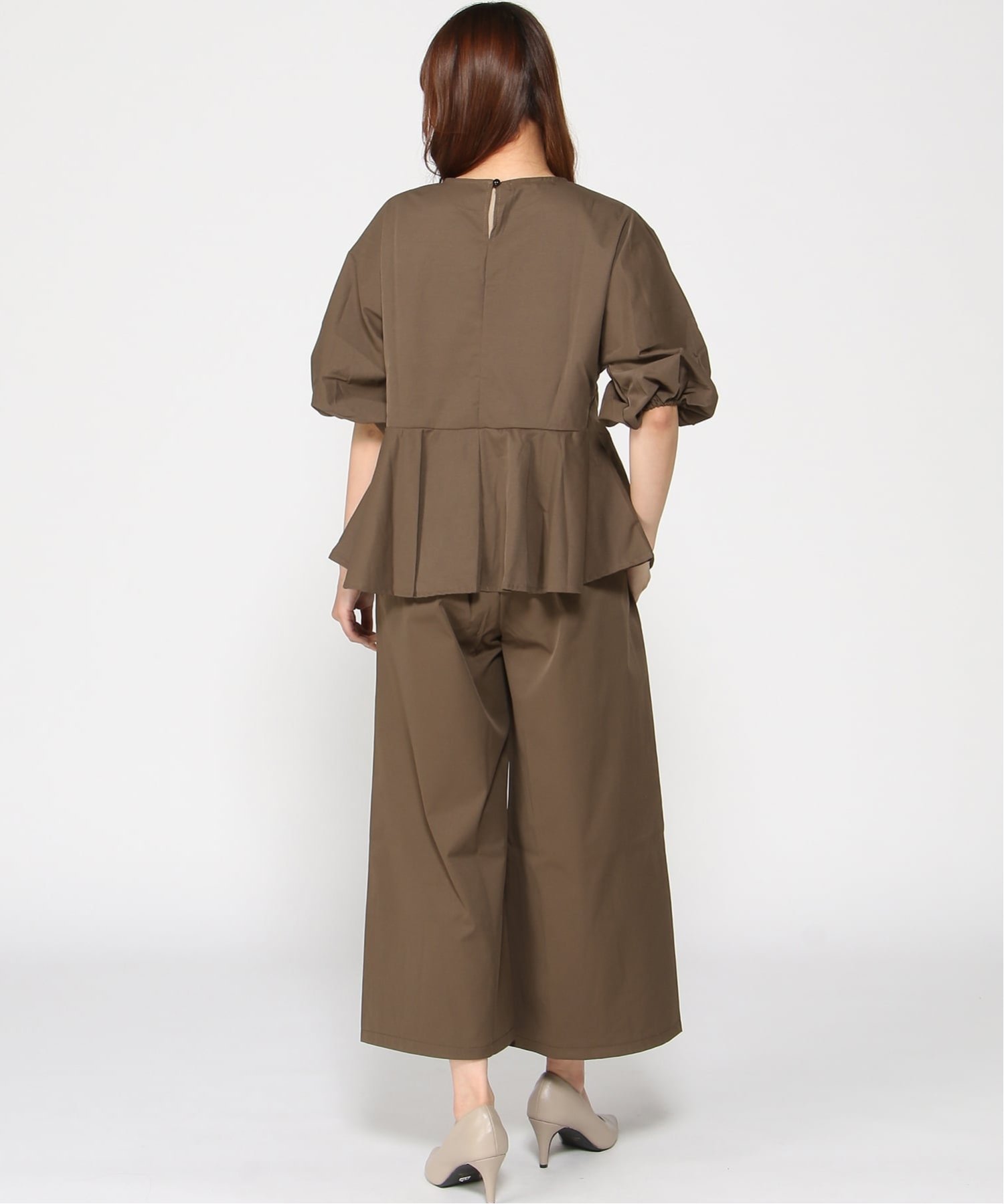 FReePLACe/(W)ペプラムトップス ワイドパンツ2点セット ミニョントレフル ルームヨンマルサンセレクティッド トップス シャツ・ブラウス ブラウン