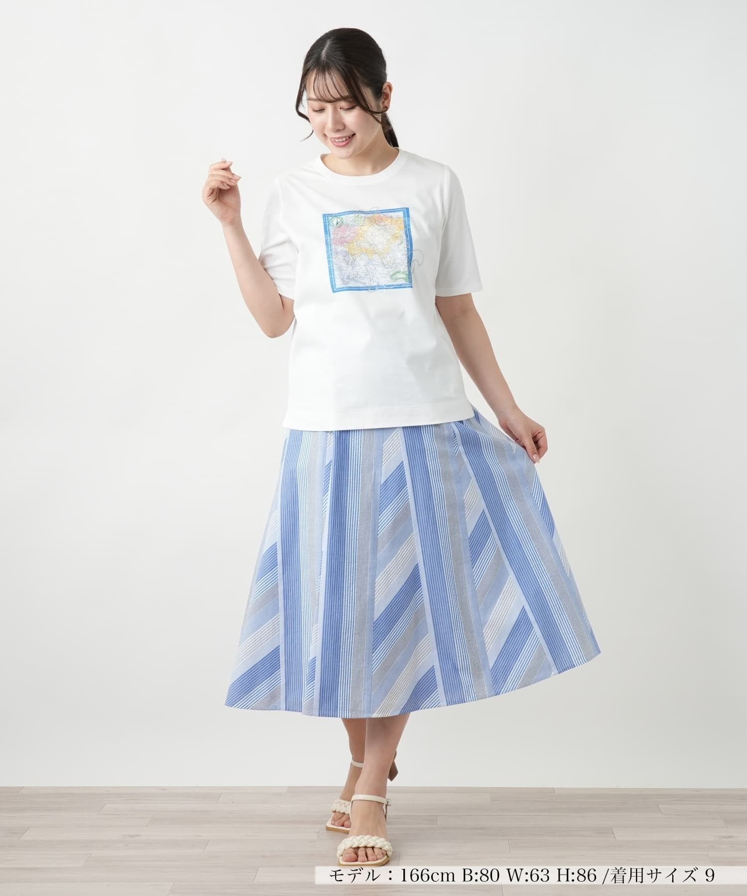 Leilian 刺繍プリントTシャツ レリアン トップス カットソー・Tシャツ ホワイト
