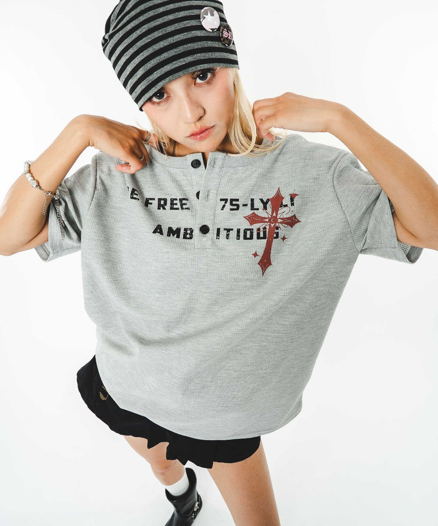WEGO MEN'S ワッフルクロスロゴヘンリーネックT(SS) ウィゴー トップス カットソー・Tシャツ ブラック グレー
