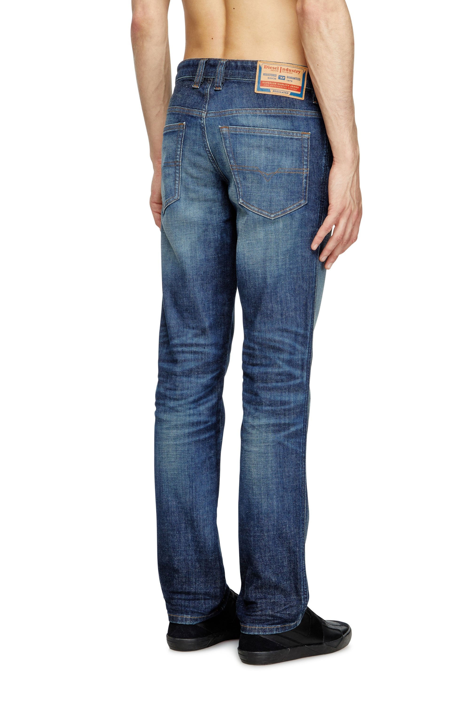 メンズ デニムパンツ SLIM 1993 D-VYL L.30 ディーゼル パンツ ジーンズ・デニムパンツ ブルー