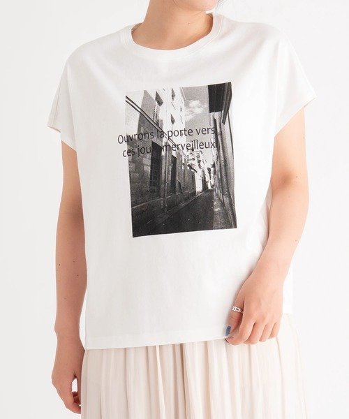 STRAWBERRY-FIELDS フォトTシャツ ストロベリーフィールズ トップス カットソー・Tシャツ ホワイト