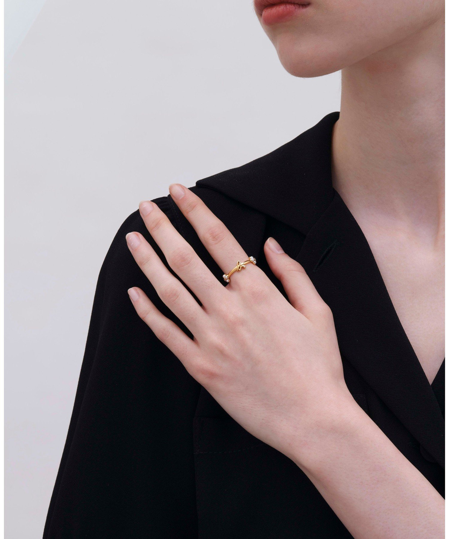 agnes b. FEMME b.ロゴ フラワーモチーフ パール リング "Double bloom" アニエスベー アクセサリー・腕時計 リング・指輪 ゴールド【送料無料】