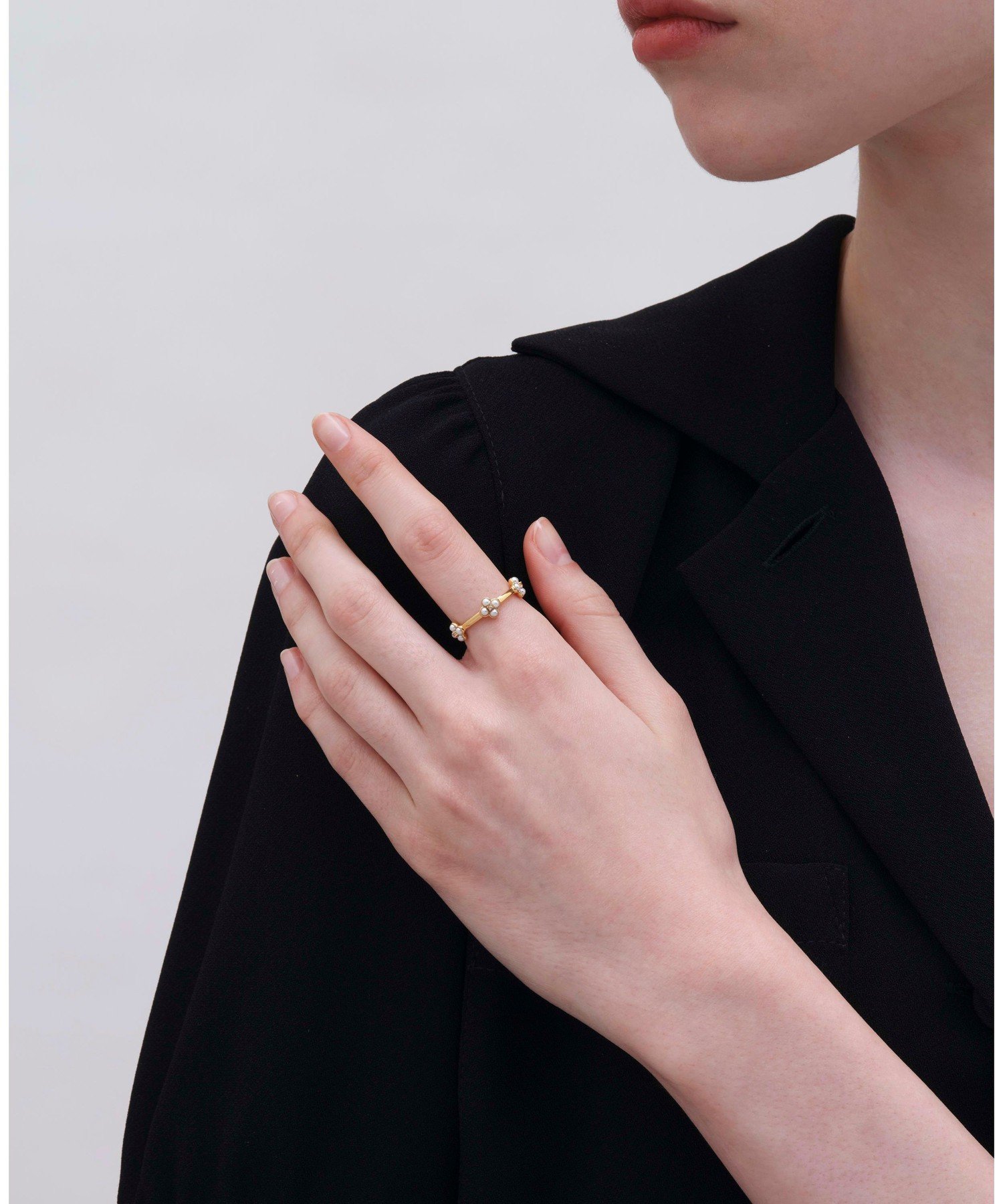 agnes b. FEMME b.ロゴ フラワーモチーフ パール リング "Double bloom" アニエスベー アクセサリー・腕時計 リング・指輪 ゴールド【送料無料】