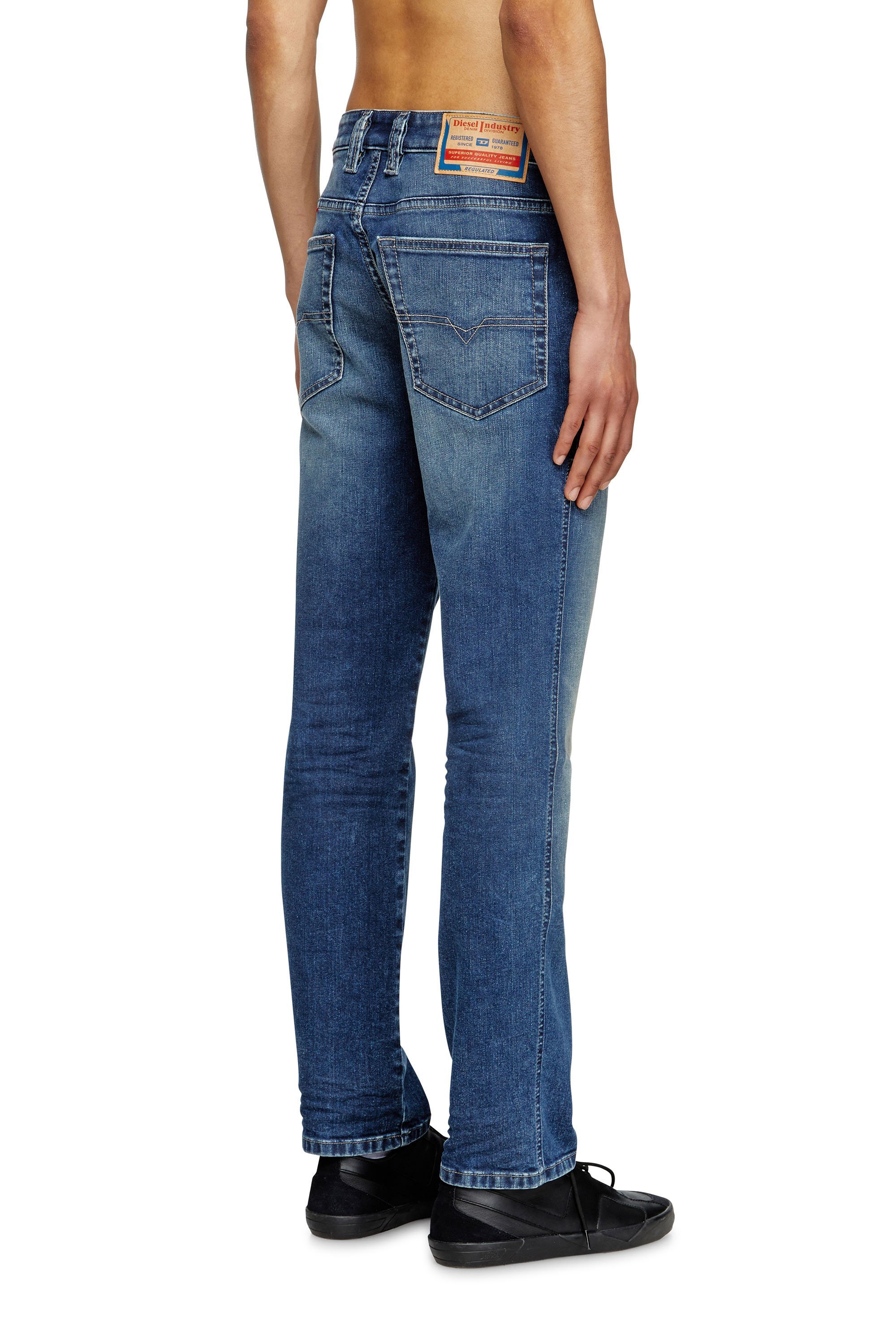 メンズ デニムパンツ SLIM 1993 D-VYL L.30 ディーゼル パンツ ジーンズ・デニムパンツ ブルー