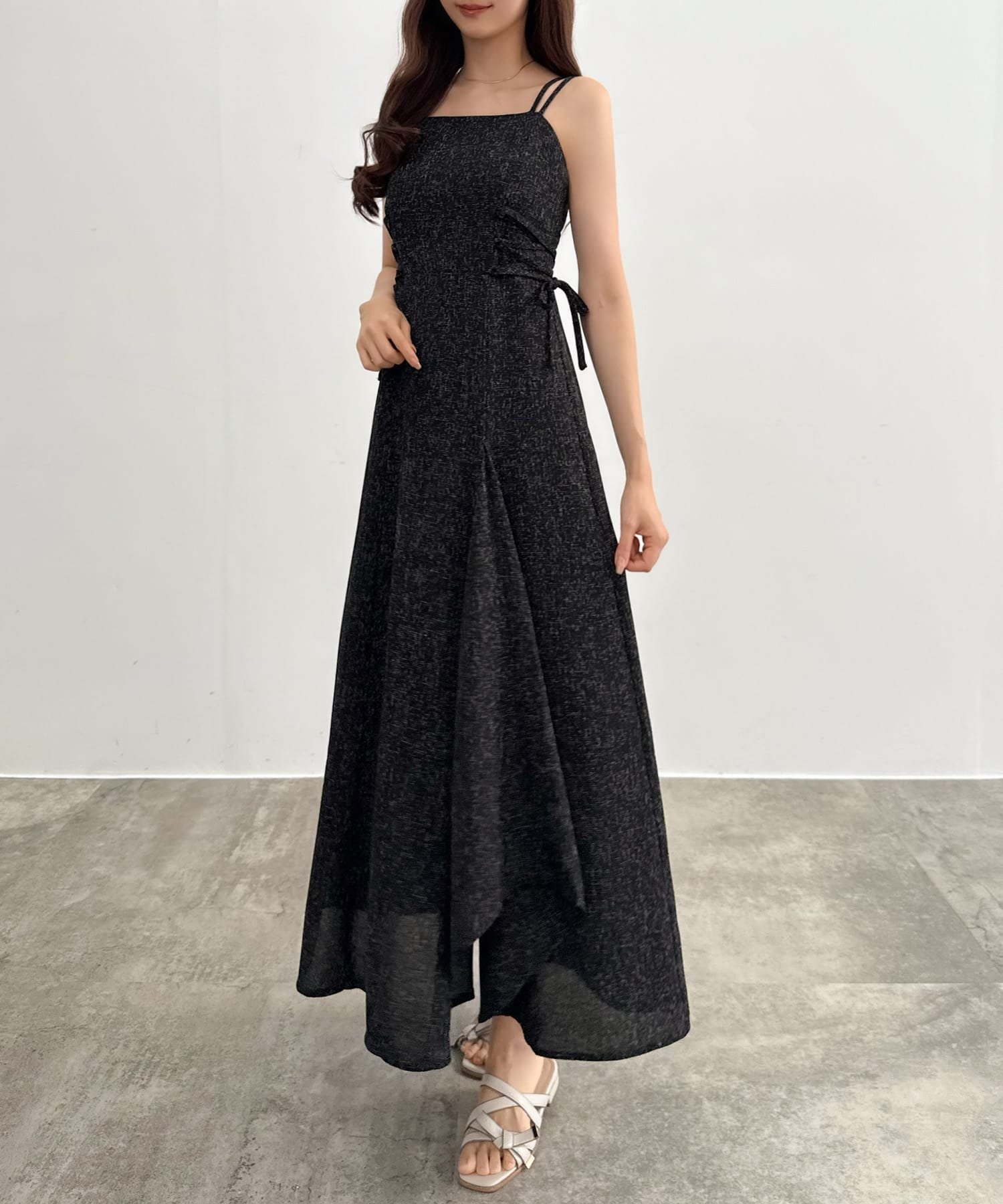 【SALE／20%OFF】JUNOAH CENEA 薄手ツイードレースアップラッフルキャミワンピース ジュノア ワンピース・ドレス ワンピース ブラック ベージュ グレー【送料無料】（楽天・Rakuten Fashion）