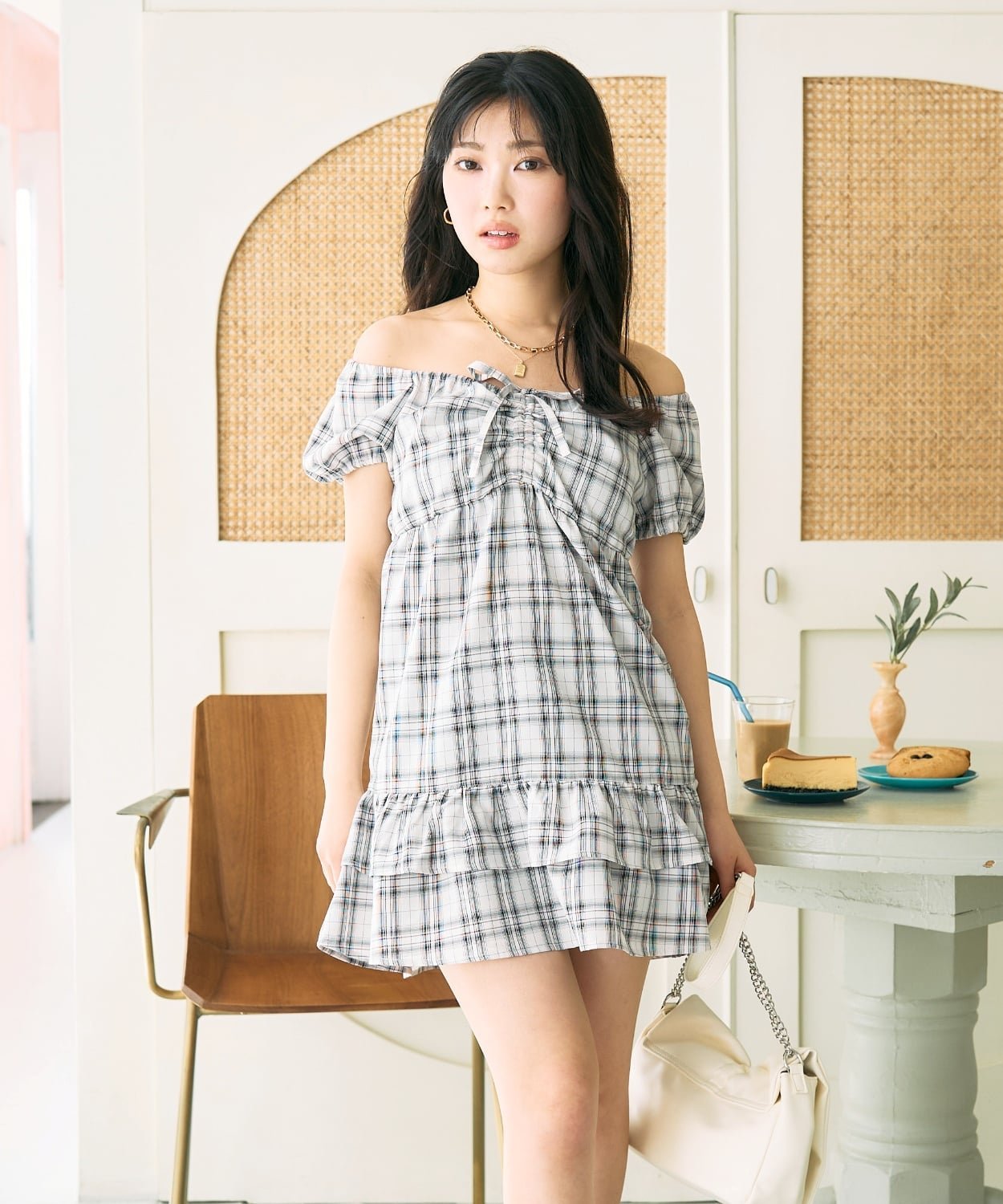 【SALE／40%OFF】Lovetoxic ギャザーチェックチュニックワンピ ナルミヤオンライン ワンピース・ドレス シャツワンピース ホワイト
