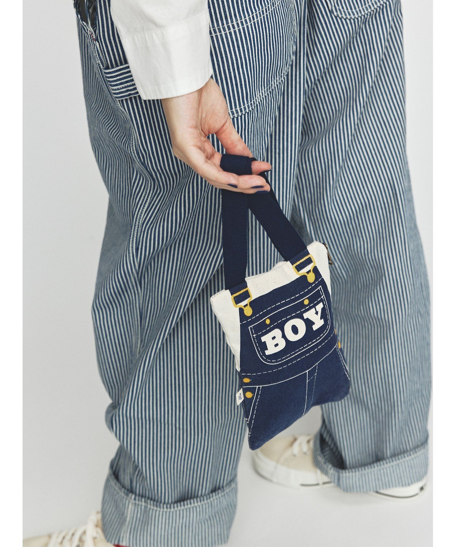 BEAMS BOY BEAMS BOY / オーバーオール プリントポーチ ビームス ウイメン バッグ その他のバッグ ホワイト【送料無料】