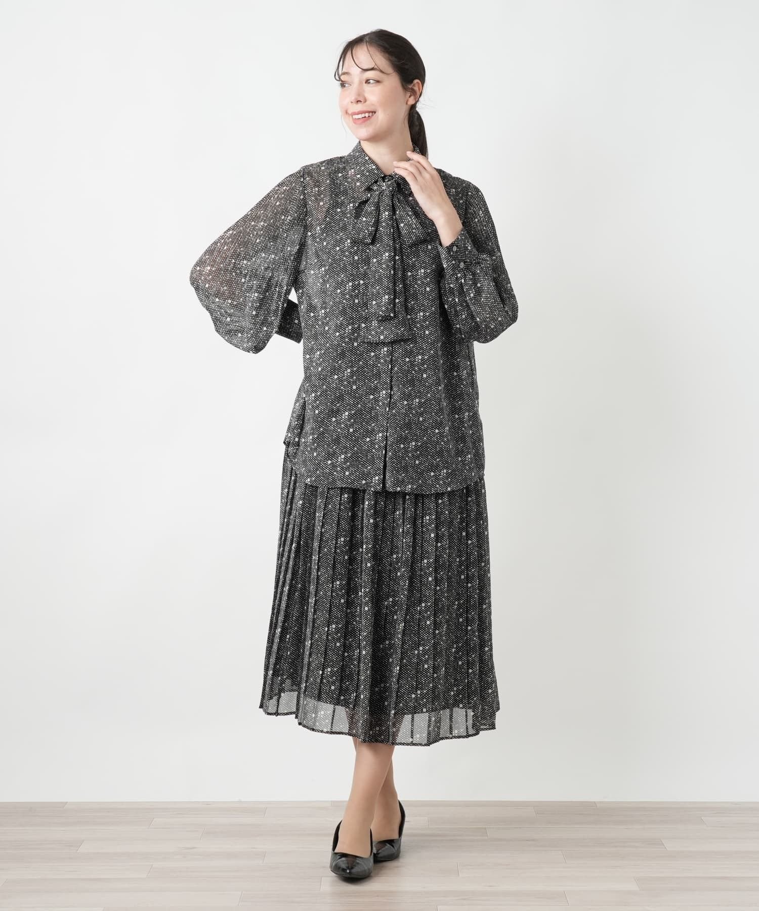 Leilian PLUS HOUSE ドットボウタイブラウス【BOURGE】 レリアン プラスハウス トップス シャツ・ブラウス ブラック グレー