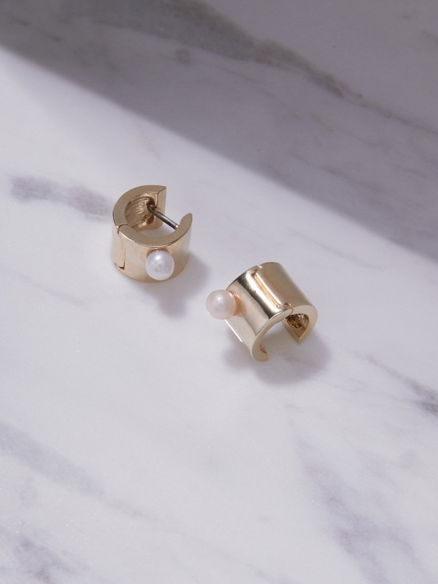【SALE／40%OFF】CELFORD Petiteバリエーションピアス セルフォード アクセサリー・腕時計 ピアス レッドのサムネイル
