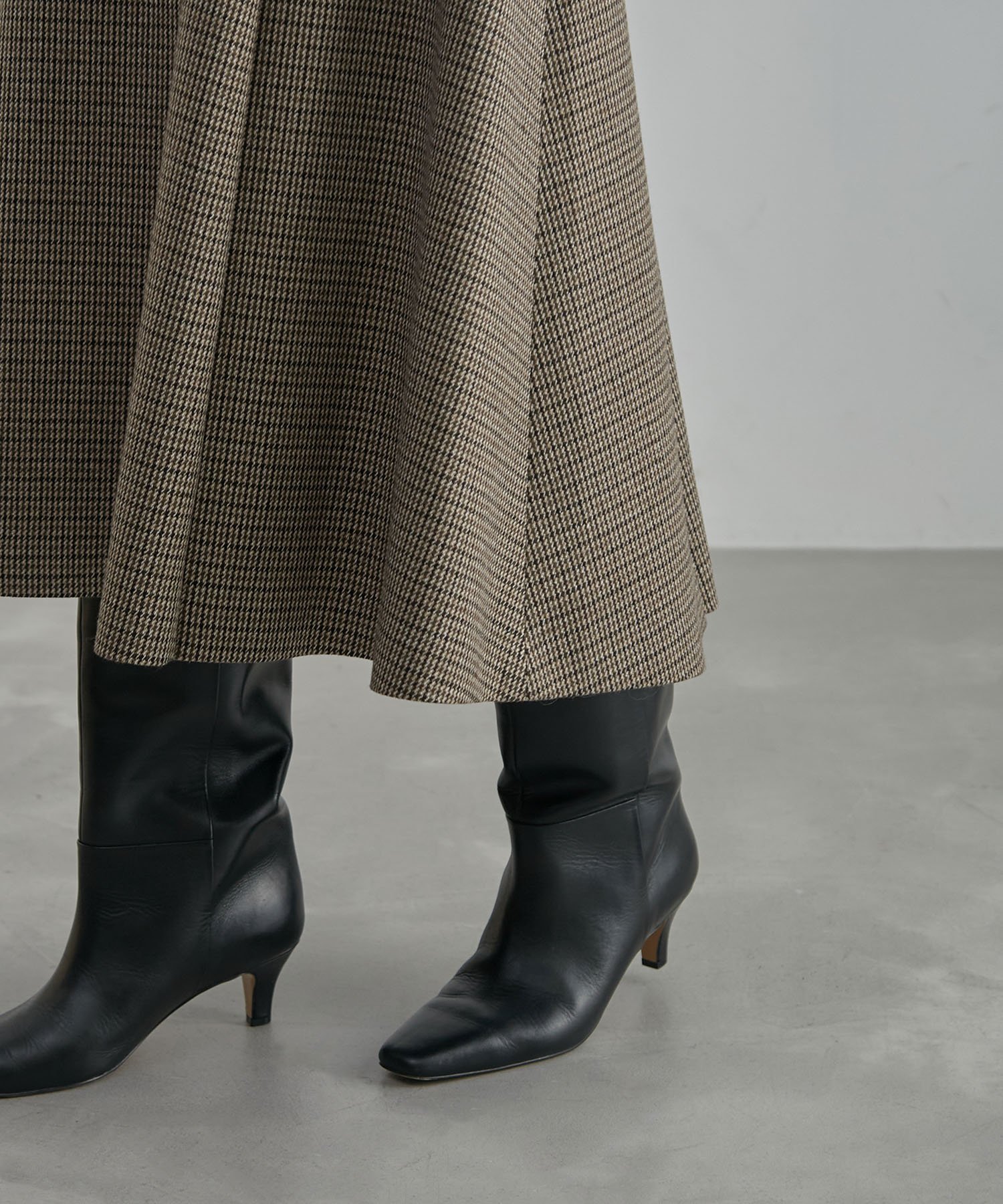 【SALE／50%OFF】ROPE' 【雑誌掲載】リアルレザーヒールロングブーツ ロペ シューズ・靴 ブーツ ブラック ブラウン【送料無料】のサムネイル