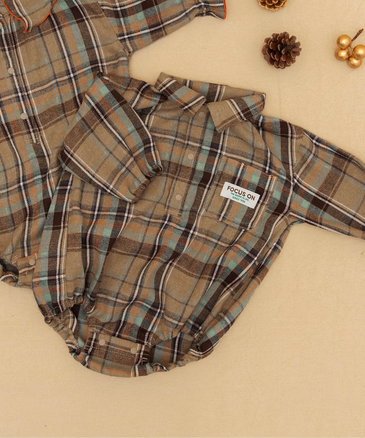 BREEZE Bpop 先染めチェックシャツボディオール エフオーオンラインストア マタニティウェア・ベビー用品 ロンパース・カバーオール ベージュのサムネイル