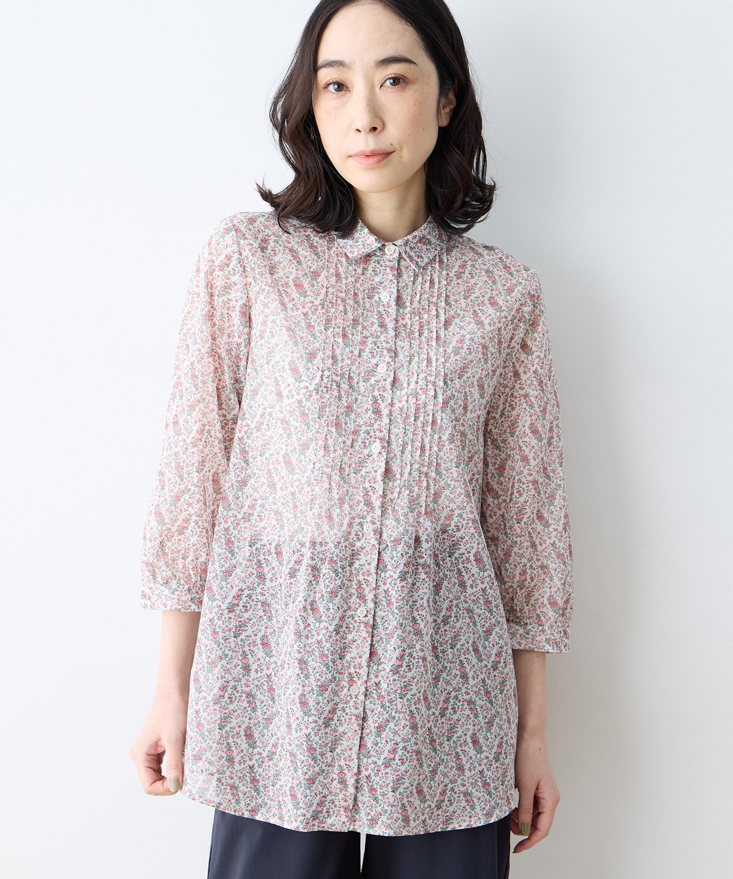 DECOY 【Liberty】リバティプリントボイルピンタックブラウス デコイシンス1981 トップス シャツ・ブラウス ピンク ブルー【送料無料】