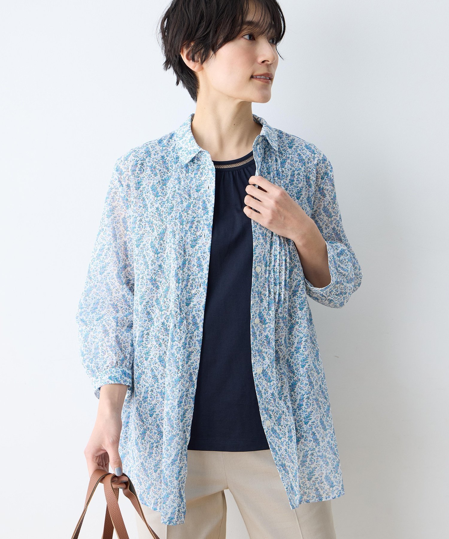 DECOY 【Liberty】リバティプリントボイルピンタックブラウス デコイシンス1981 トップス シャツ・ブラウス ピンク ブルー【送料無料】