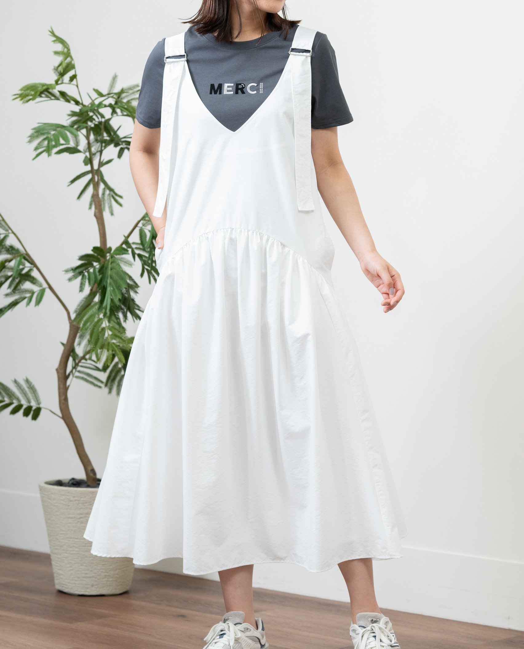 【SALE／50%OFF】YEVS 合繊ツイルペプラムワンピース イーブス ワンピース・ドレス ワンピース ホワイ..