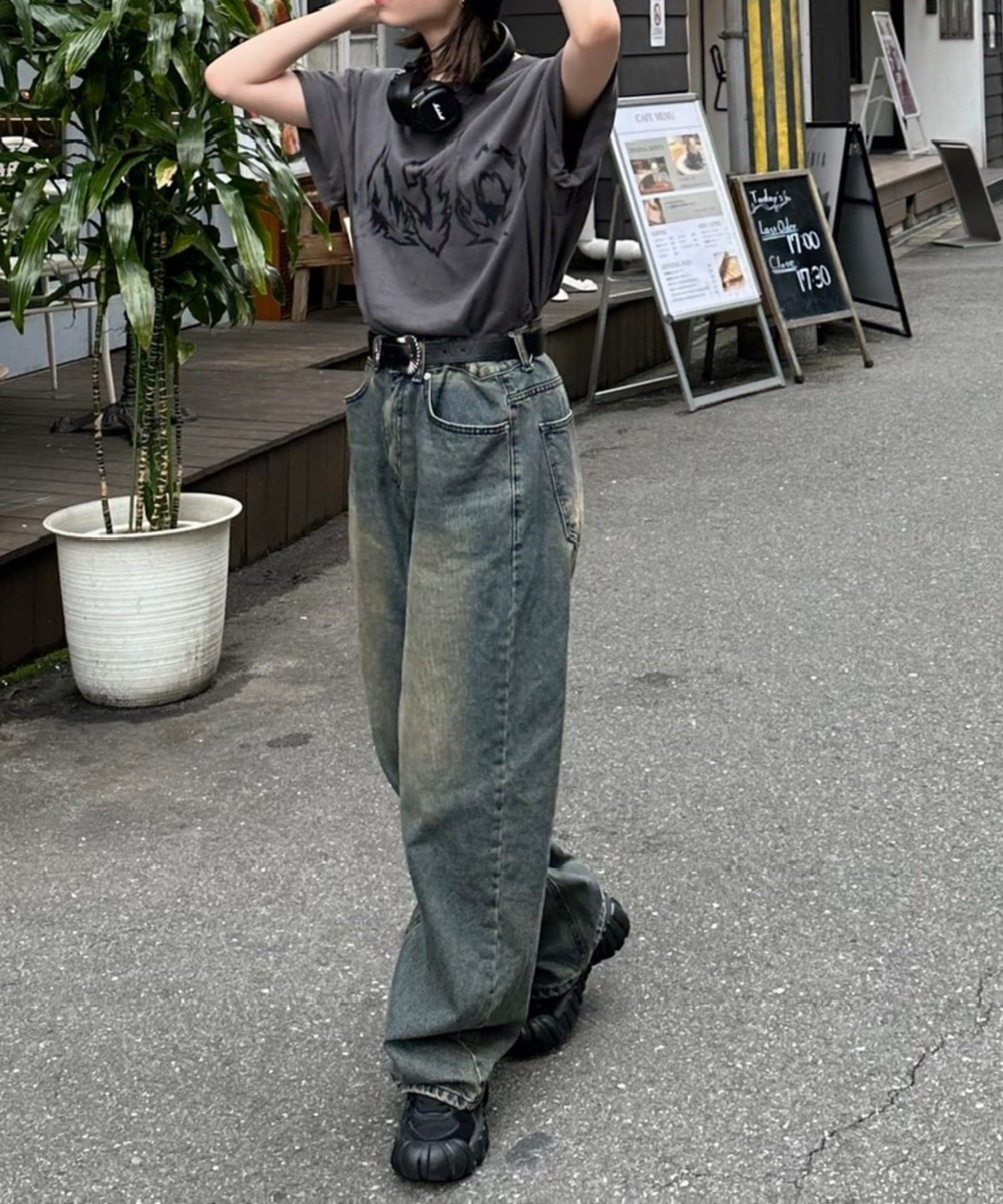 + 【Chikashitsu +】vintage wash semi wide denim pants ネバーマインドザエックスユー／チカシツプラス パンツ ジーンズ・デニムパンツ イエロー