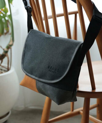 BEAMS HEART MEN ポリエステル 杢素材 コンビ ミニ メッセンジャーバッグ ビームス ハート バッグ ショルダーバッグ グレー ブラック【送料無料】