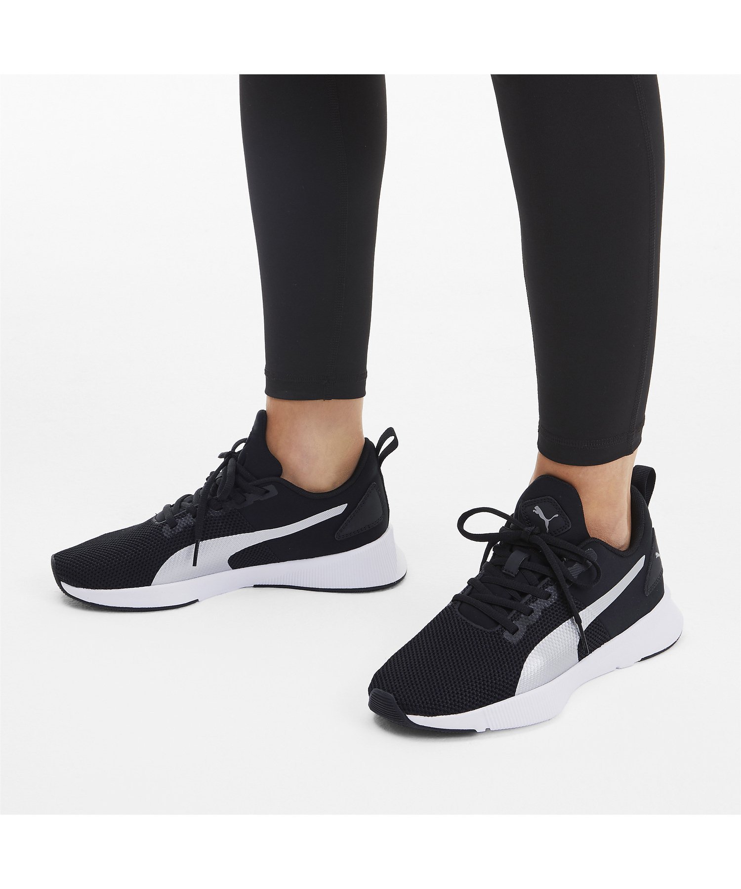 【SALE／43%OFF】PUMA ユニセックス フライヤー ランナー ランニングシューズ プーマ シューズ スニーカー/スリッポン【送料無料】