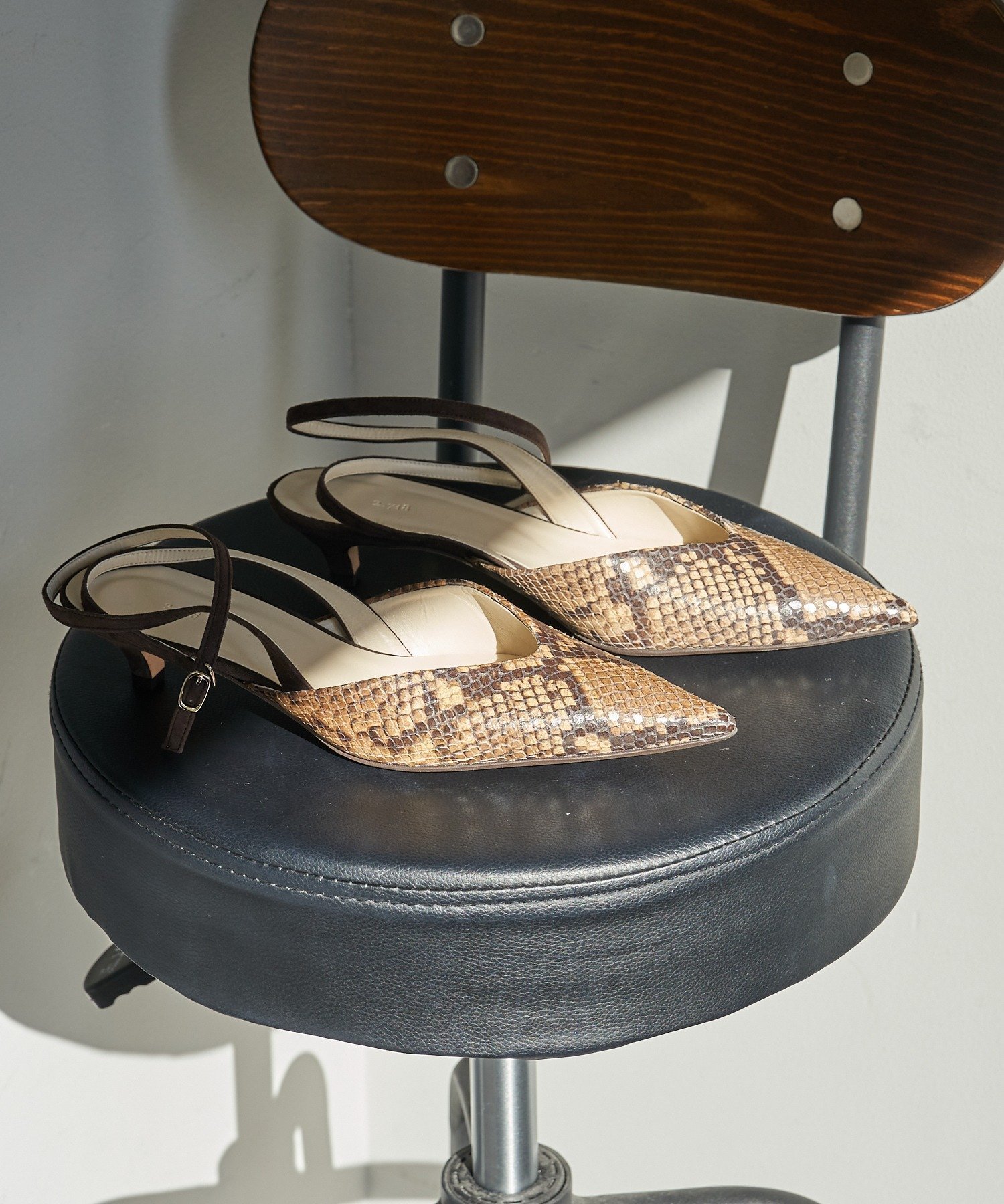 【SALE／20%OFF】GALLARDAGALANTE 【2.718】アンクルストラップパンプス ガリャルダガランテ シューズ・靴 パンプス ブラウン グリーン【送料無料】