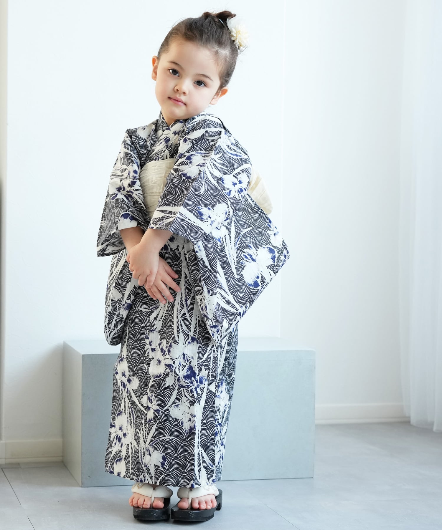 utatane [utatane*Acka.]鮫小紋と菖蒲 navy 浴衣3set ウタタネ 着物・浴衣・和装小...