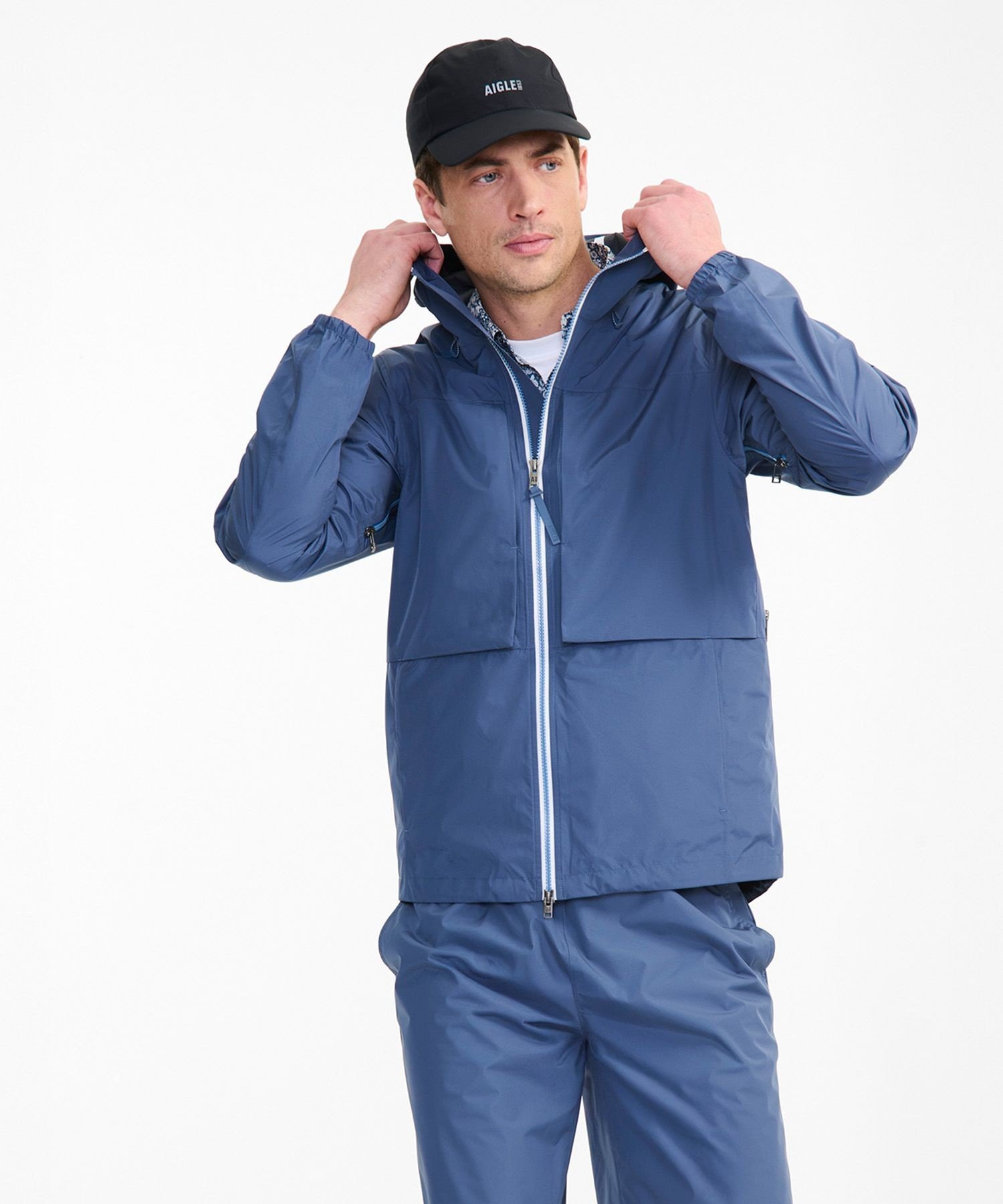 【SALE／30%OFF】AIGLE 防水 透湿 レインパックプロ ポケッタブル 2.5レイヤーフーデッドジャケット エーグル ジャケット・アウター レインコート ブルー【送料無料】