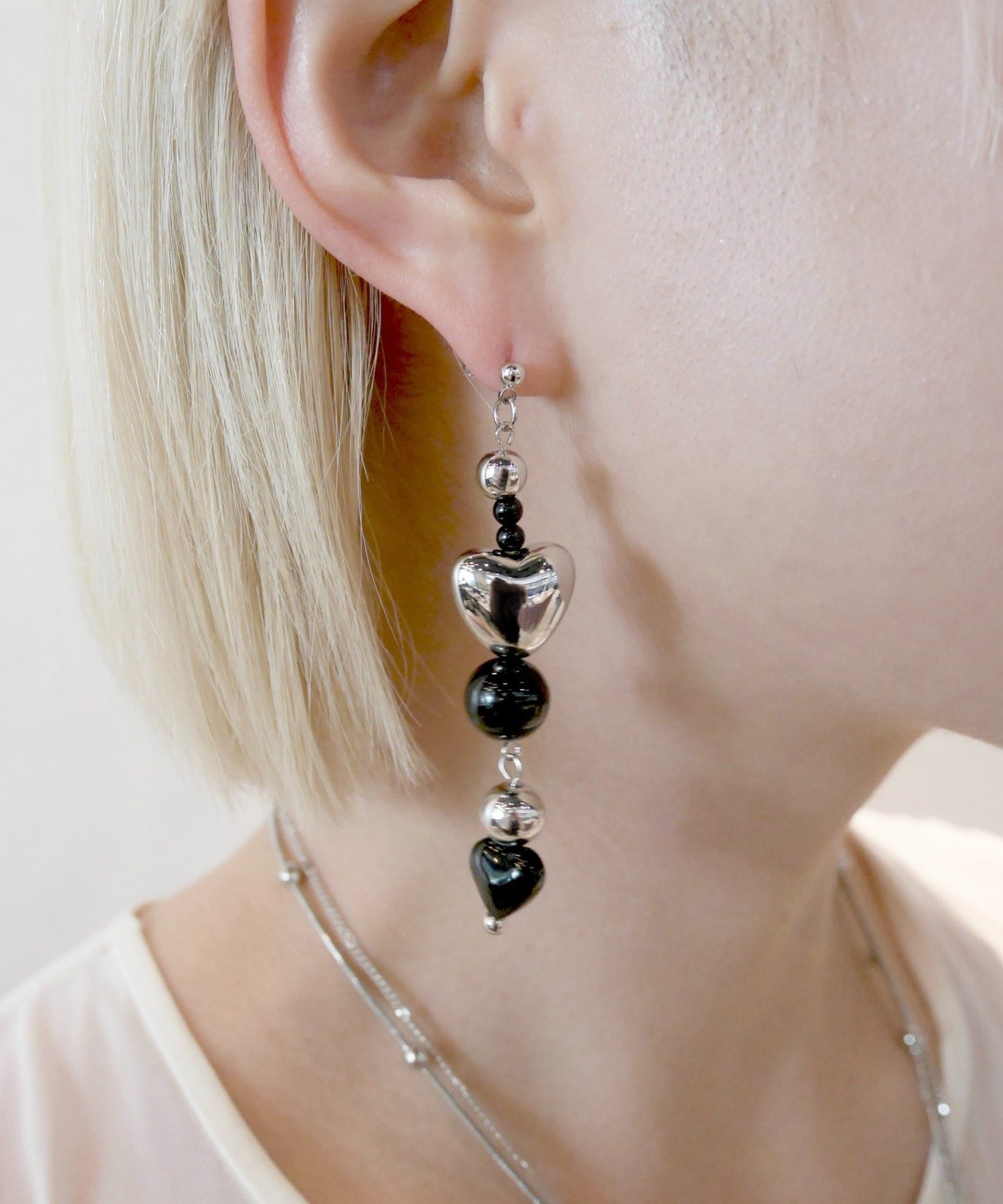 amplis 【amplis】violetハートピアス ブラック ジュエルアディクト アクセサリー・腕時計 ピアス ゴールド