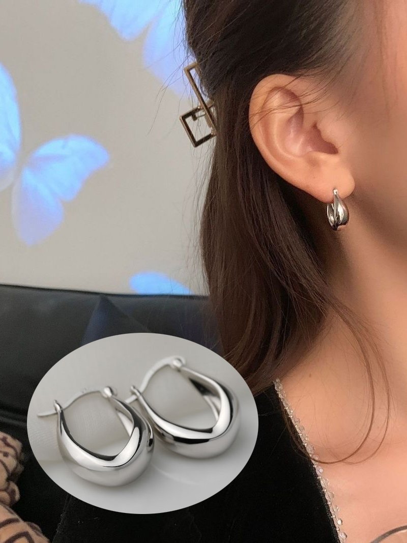 デザインピアス スレンダー アクセサリー・腕時計 ピアス ゴールド シルバー
