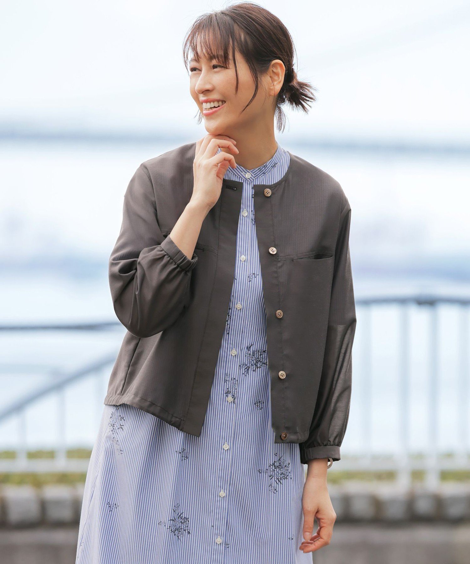 J.PRESS 【季節の変わり目に】リネンシアースラブ ノーカラー ブルゾン ジェイプレス ジャケット・アウター ブルゾン・ジャンパー ベージュ ネイビー ブラウン