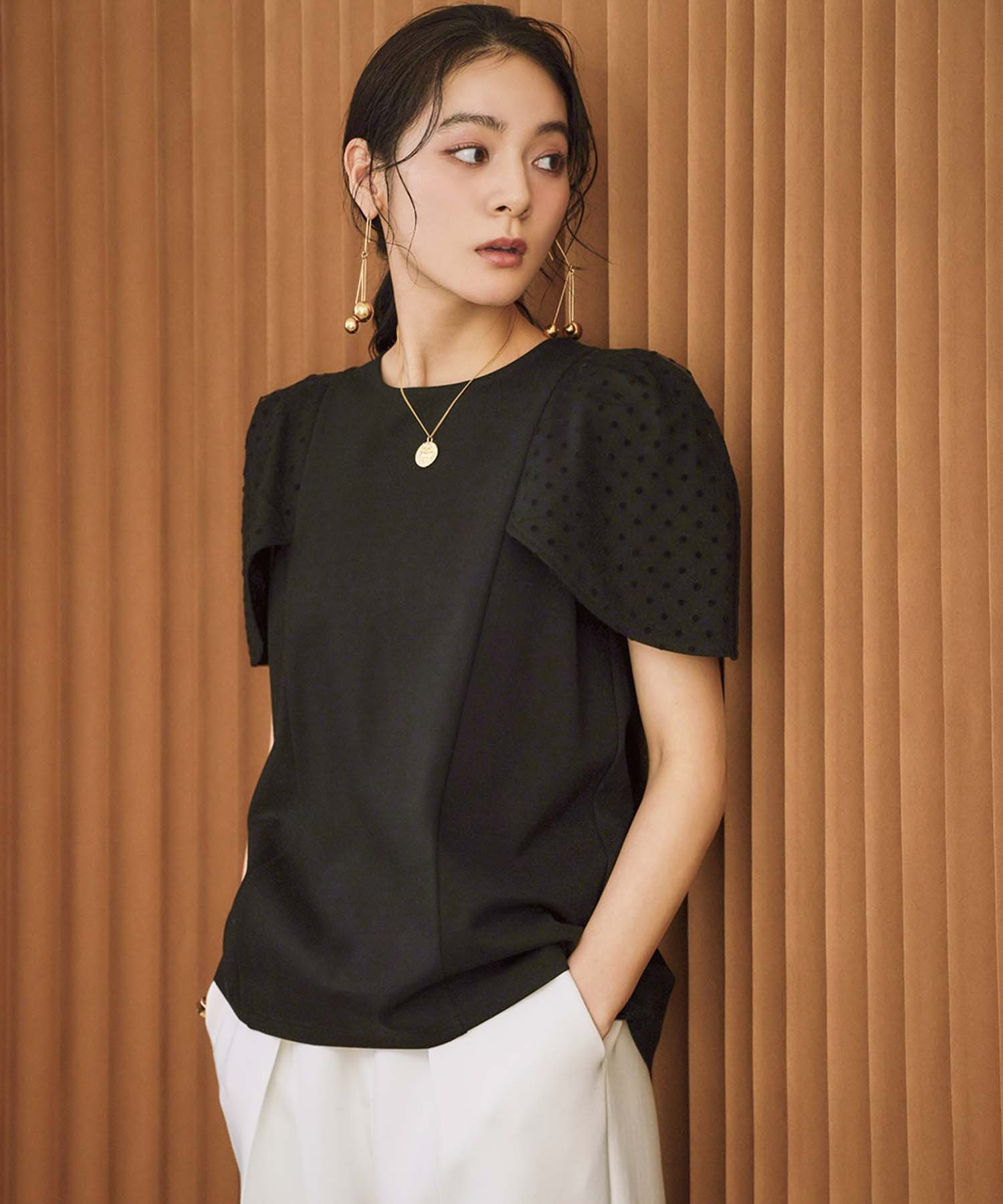 ELFRANK 【2026SS】ダンボールドットパフスリーブトップス リバーフィールド アンド コー トップス カットソー・Tシャツ ブラック【送料無料】