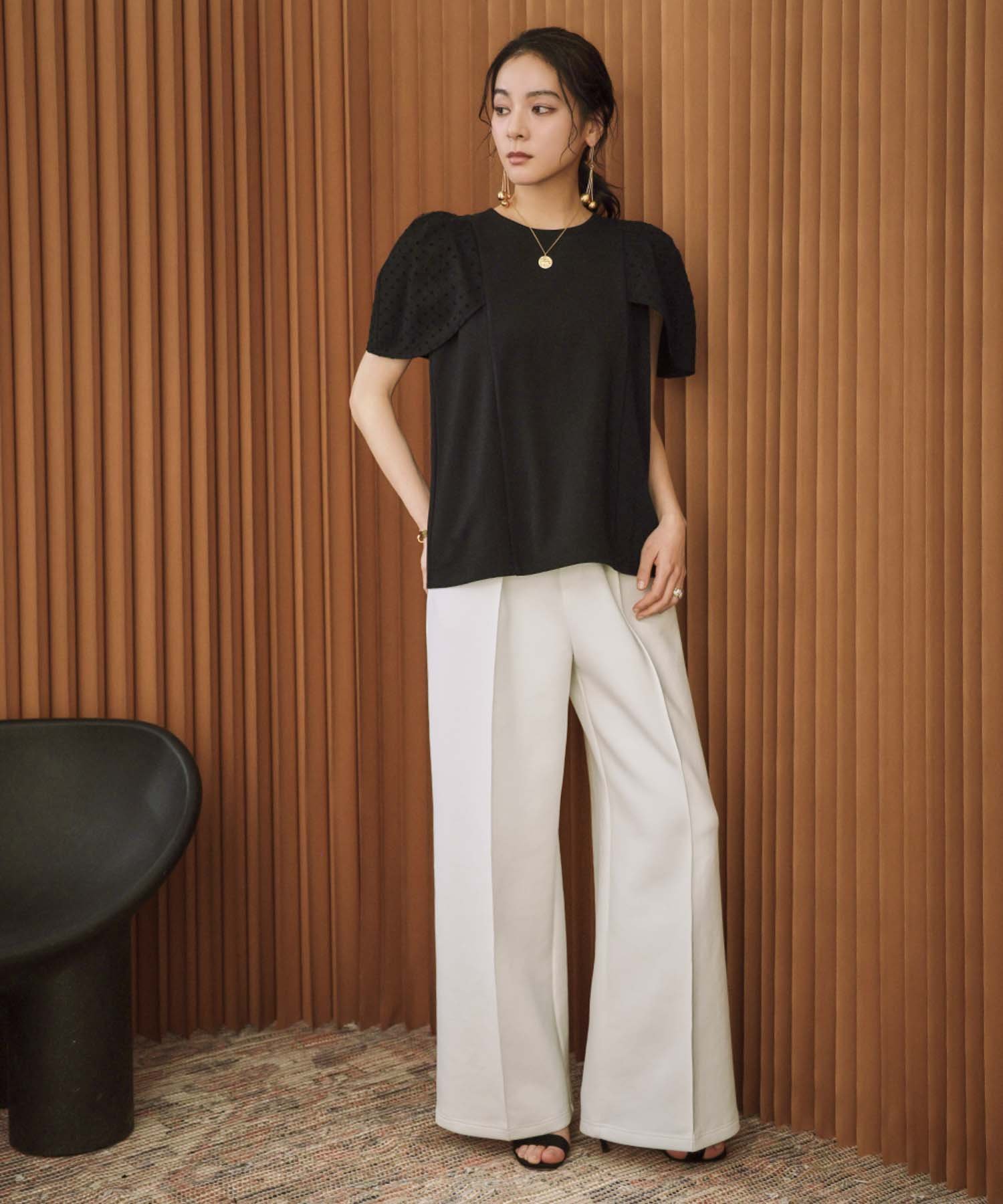 ELFRANK 【2026SS】ダンボールドットパフスリーブトップス リバーフィールド アンド コー トップス カットソー・Tシャツ ブラック【送料無料】
