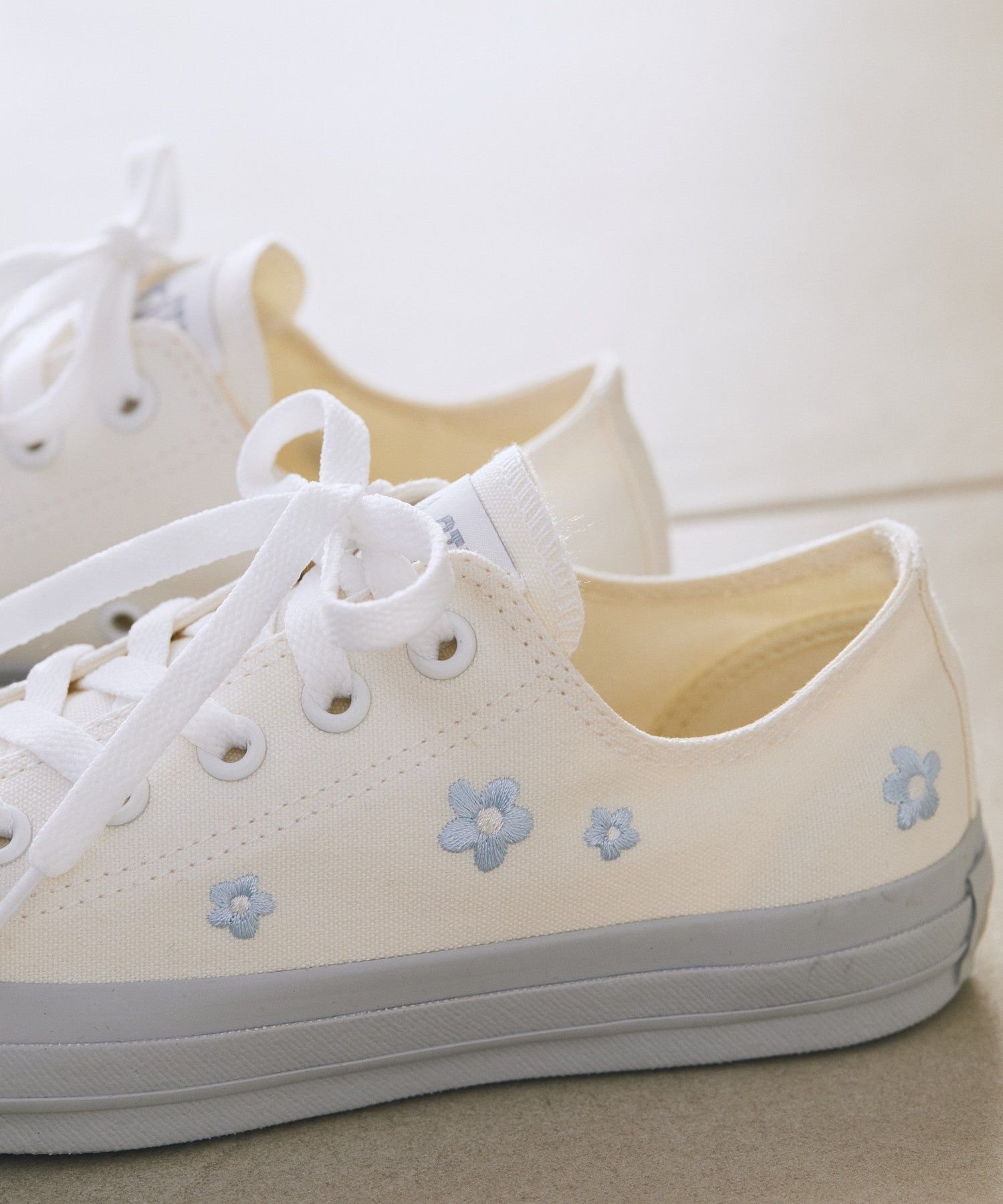 earth music&ecology 【予約】CONVERSE×earth ALL FLW OX アースミュージック&エコロジー シューズ・靴 スニーカー ピンク ホワイト【送料無料】