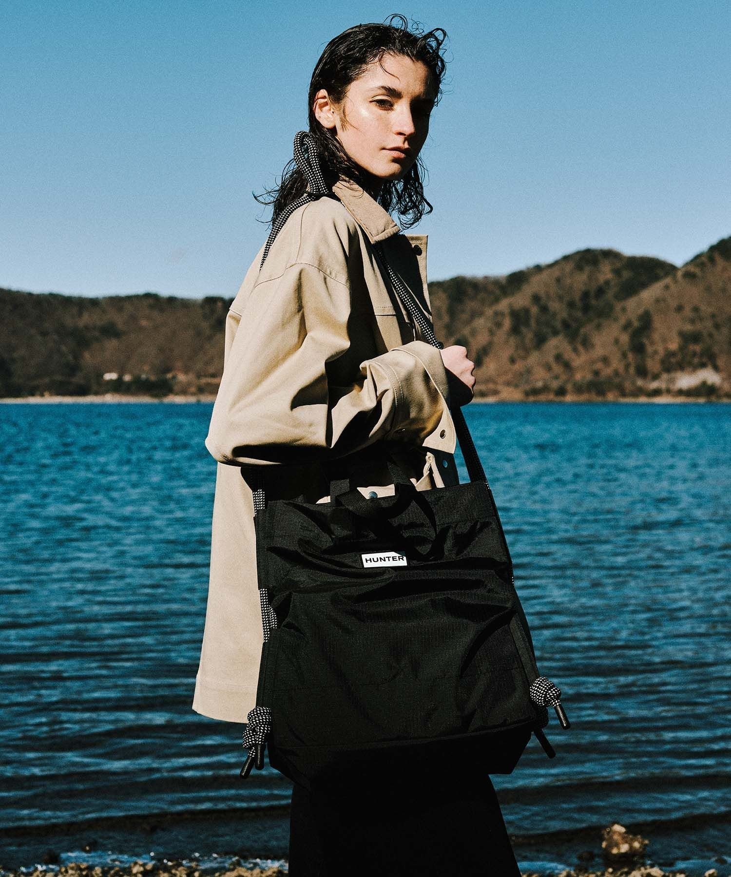 ADAM ET ROPE' FEMME 【HUNTER for ADAM ET ROPE'】別注トラベルナイロントートBAG アダムエロペ バッグ トートバッグ ブラック ホワイト【送料無料】