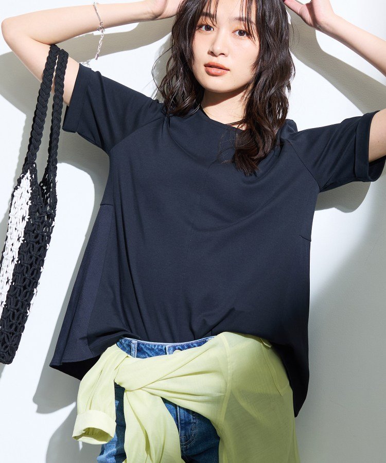 【バックシャン】異素材ドッキングプルオーバー インディヴィ トップス カットソー・Tシャツ ブラック ホワイト ブルー