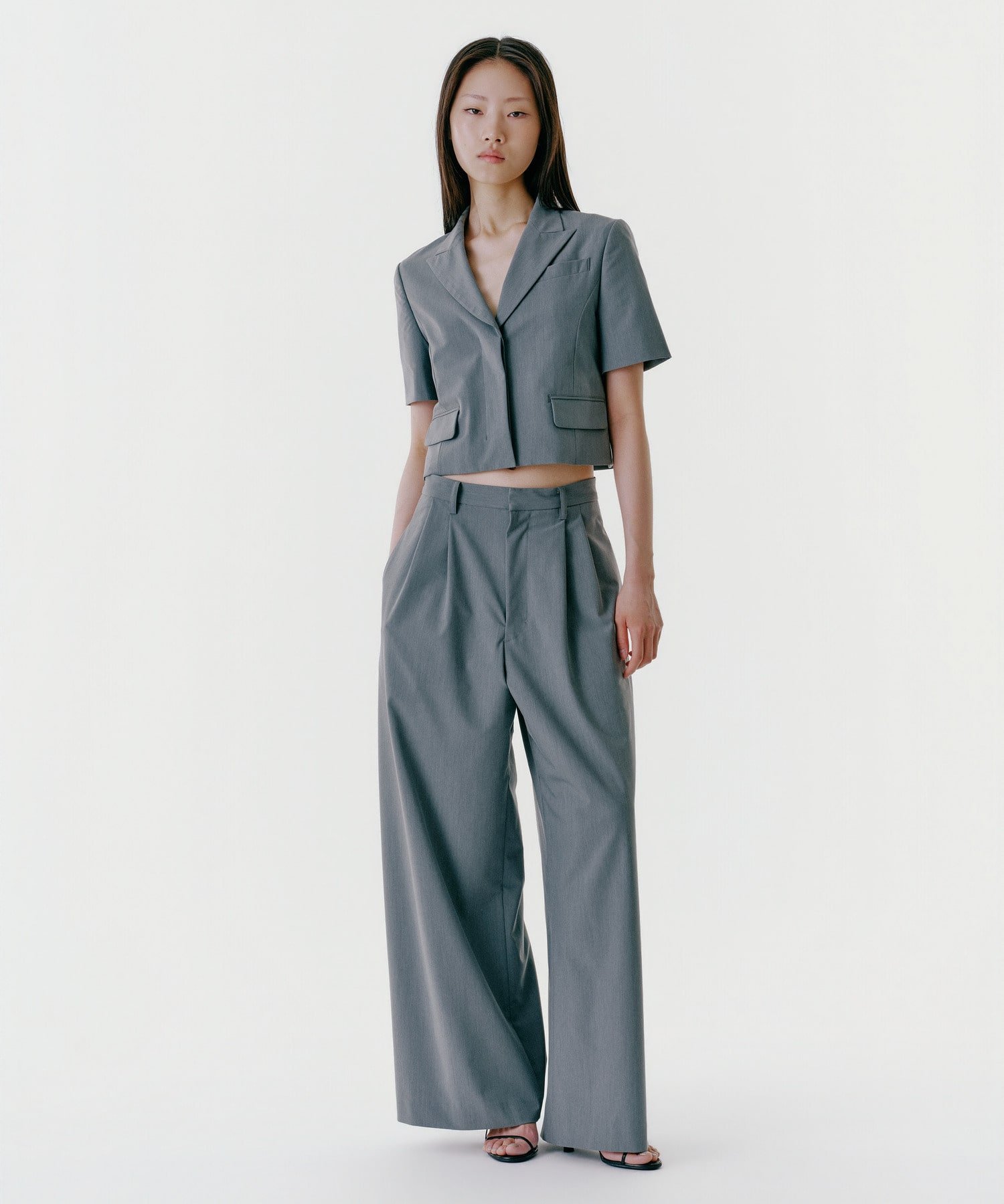 UNUS UNUS / Cropped Tailored Jacket エストネーション ジャケット・アウター テーラードジャケット・ブレザー グレー ブラック
