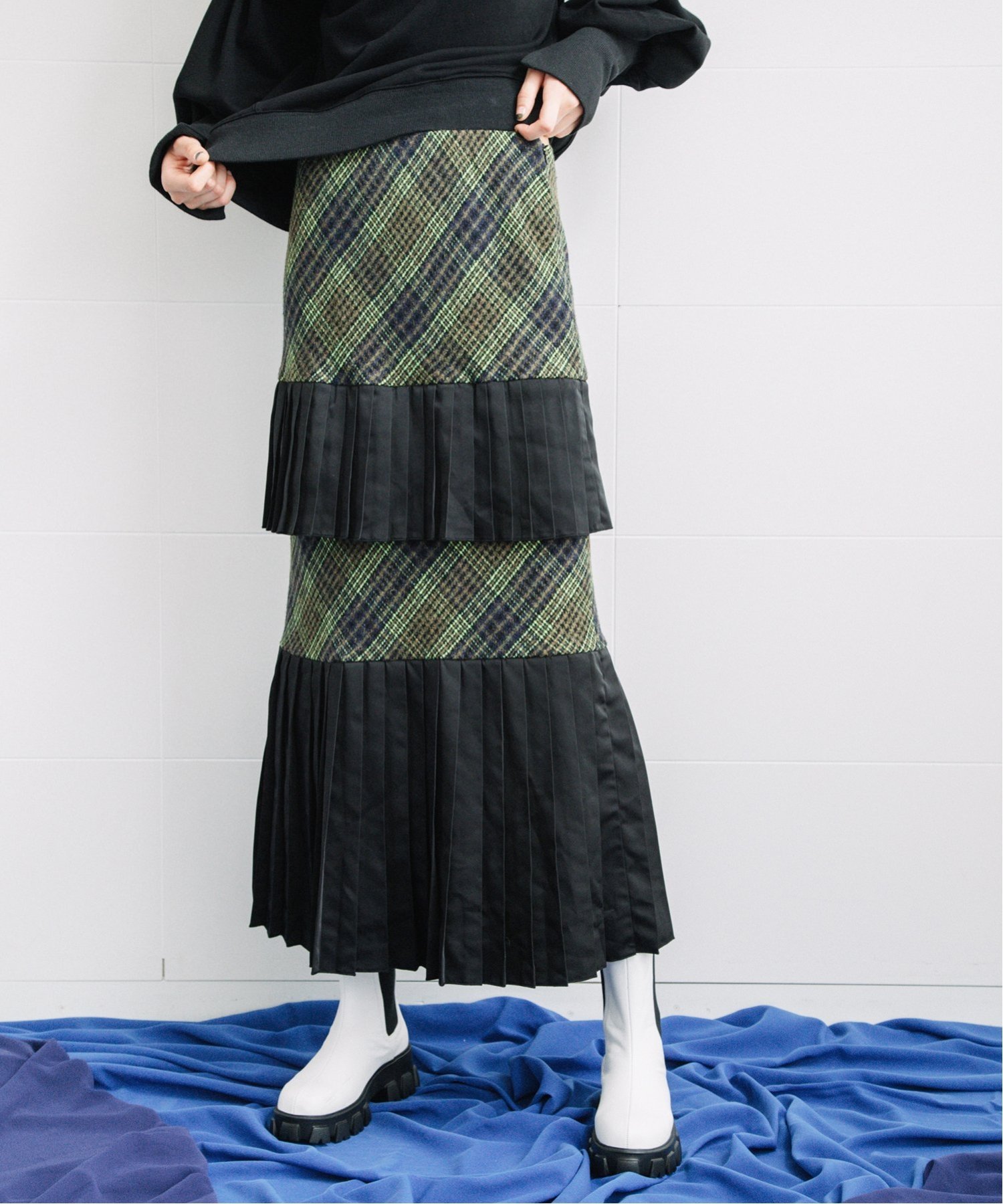【SALE／30%OFF】AULA AILA PLEATED TIERED CHECK SKIRT アウラアイラ スカート ロング・マキシスカート グリーン パープル ブラック【送料無料】のサムネイル