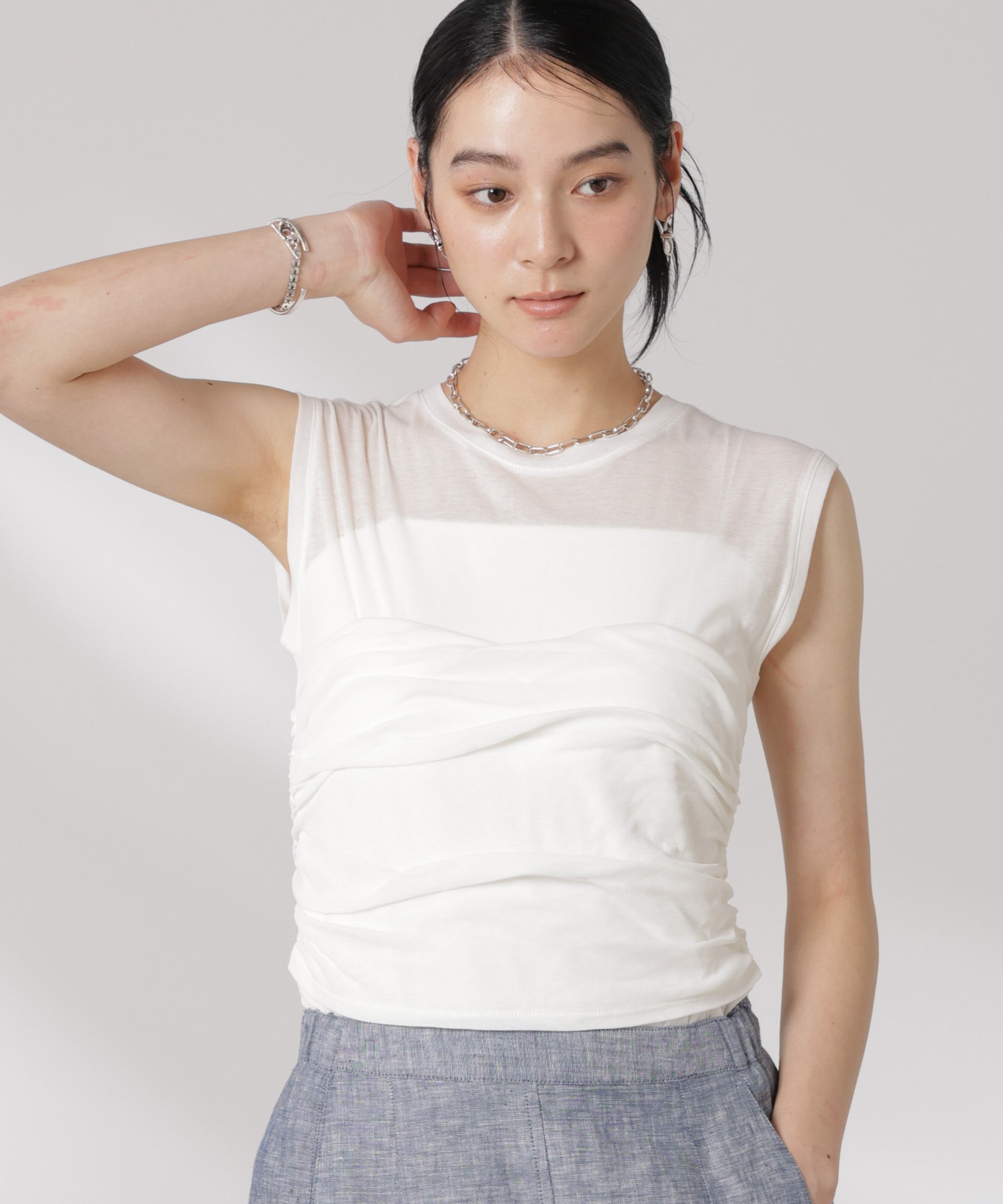 【SALE／55%OFF】NANO universe ドッキングビスチェシアートップス ナノユニバース トップス カットソー・Tシャツ グレー ホワイト【送料無料】 stylife-15091636 Rakuten Fashion サンプル画像3