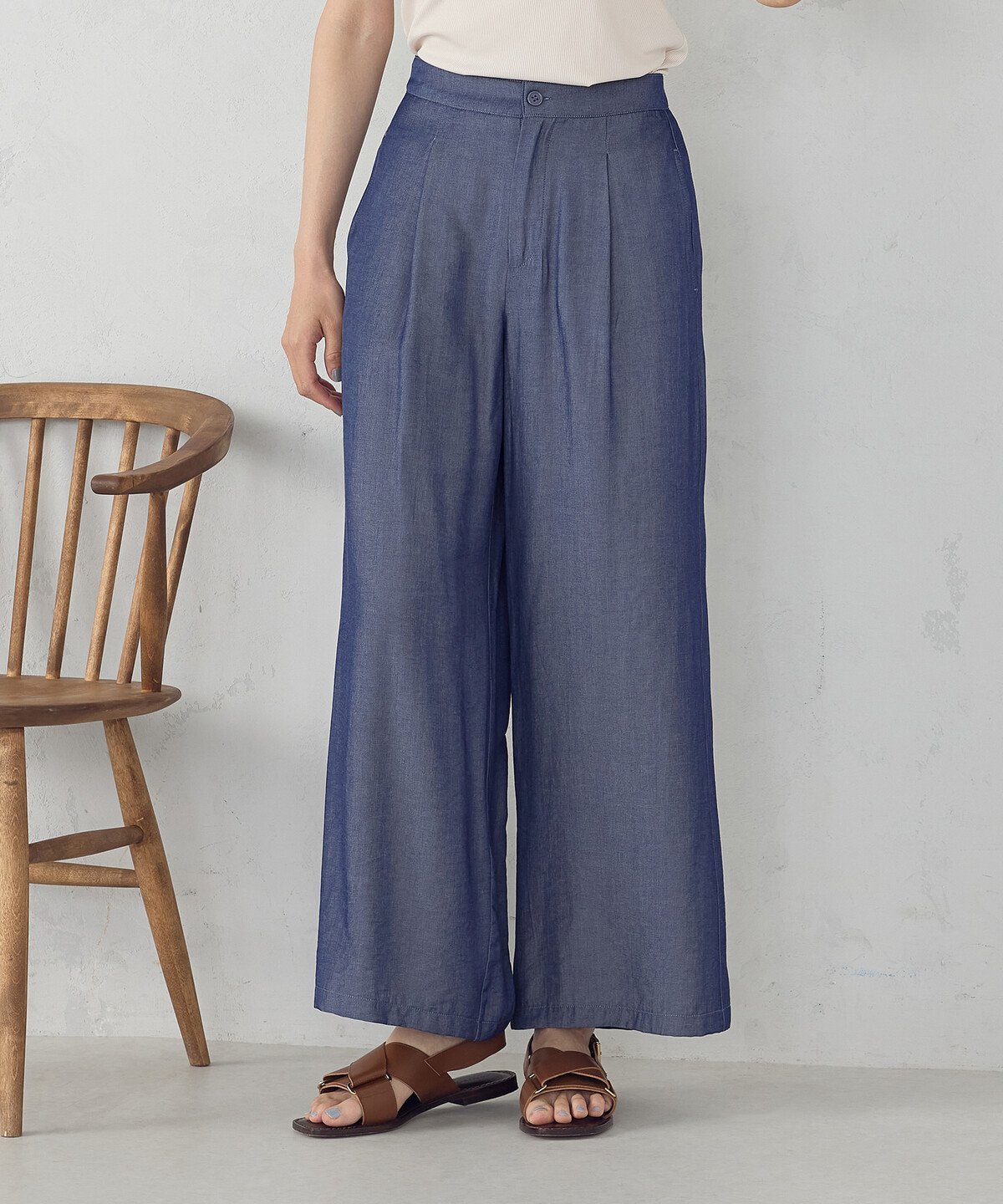 【SALE／10%OFF】COMME CA ISM 【セットアップ対応】デニムライクシャンブレー サイドパネル ワイドパンツ コムサイズム パンツ その他のパンツ ネイビー【送料無料】