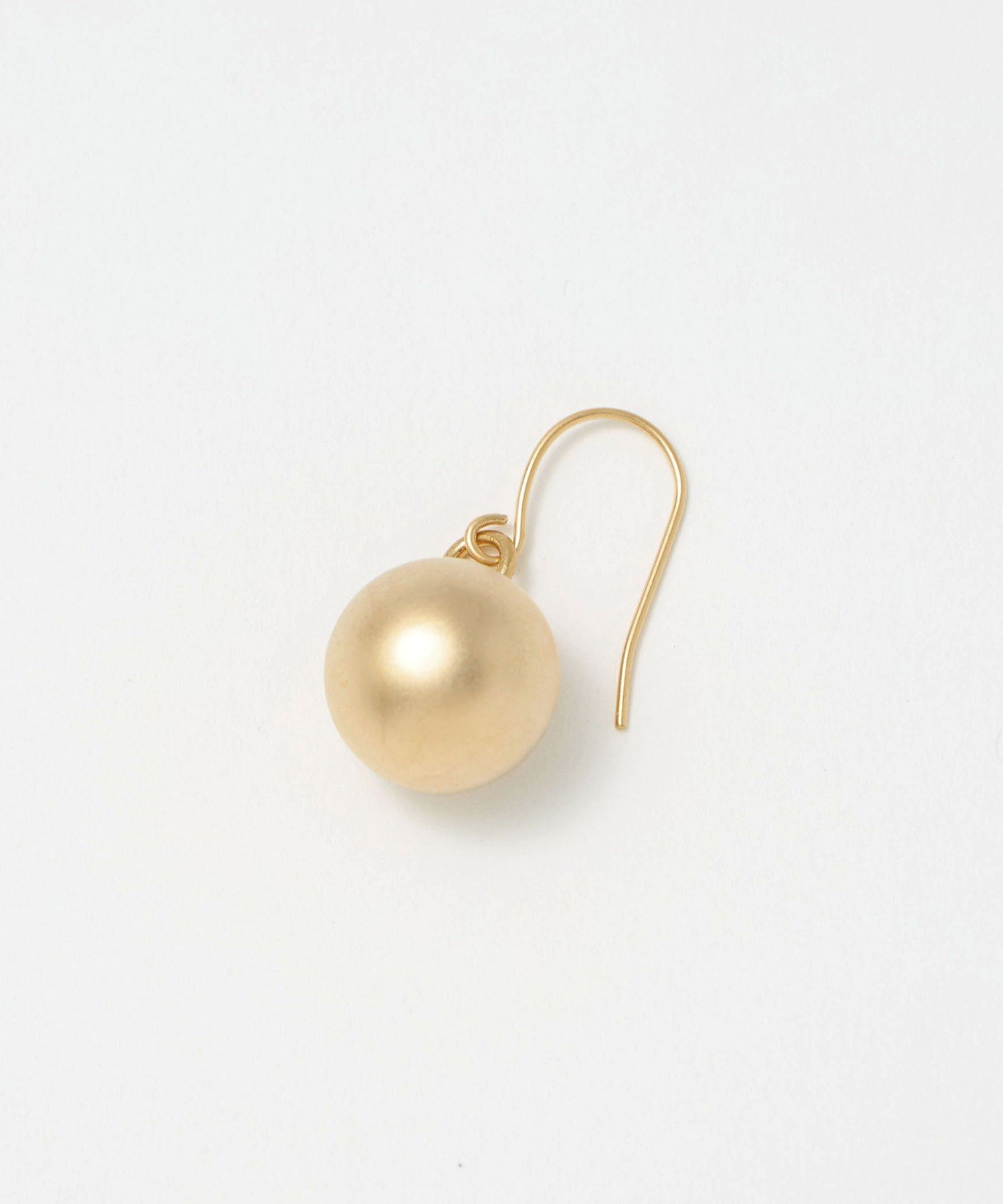 BEAUTY&YOUTH UNITED ARROWS メタルボール スウィング ピアス ビューティー＆ユース　ユナイテッドアローズ アクセサリー・腕時計 ピアス ゴールド