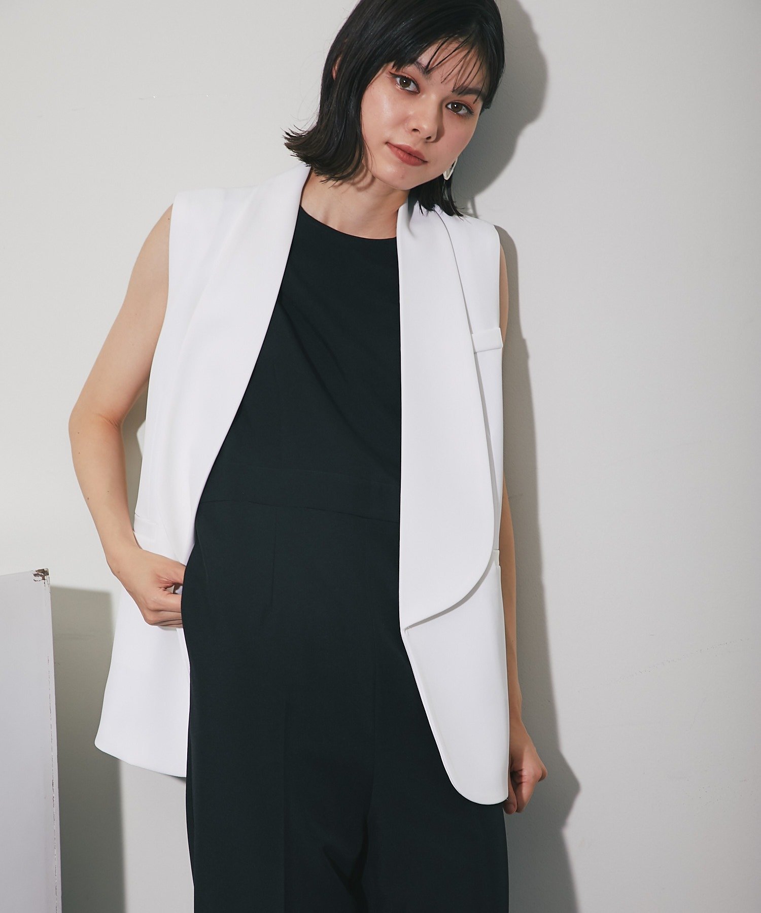 SMILE ORCHID 大き目襟スーツジレ スマイルオーキッド トップス ベスト・ジレ ブラック ホワイト【送料..