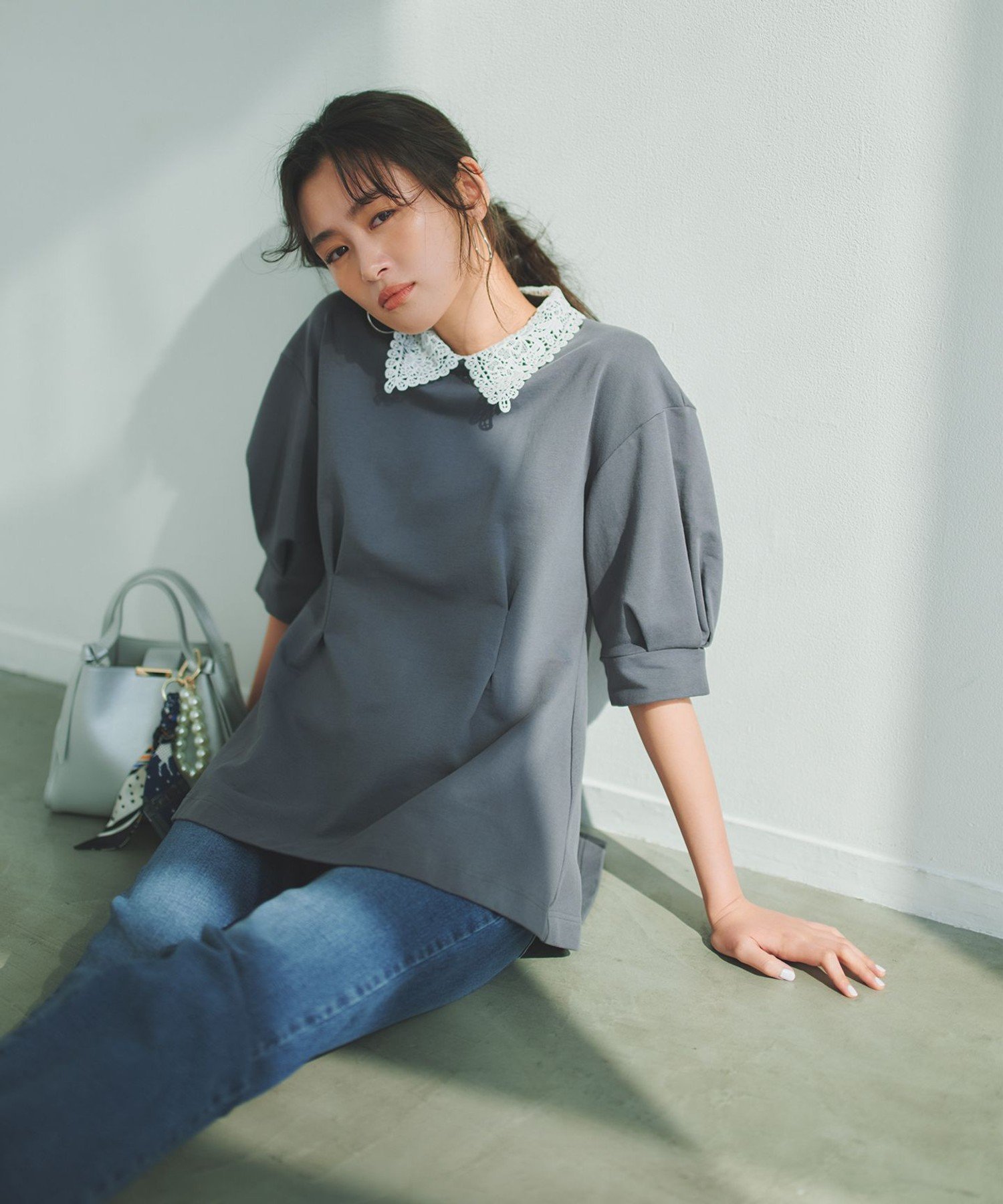 組曲 【2WAY】レース襟フレンチテリーフレア カットソー クミキョク トップス カットソー・Tシャツ グレー ブラック